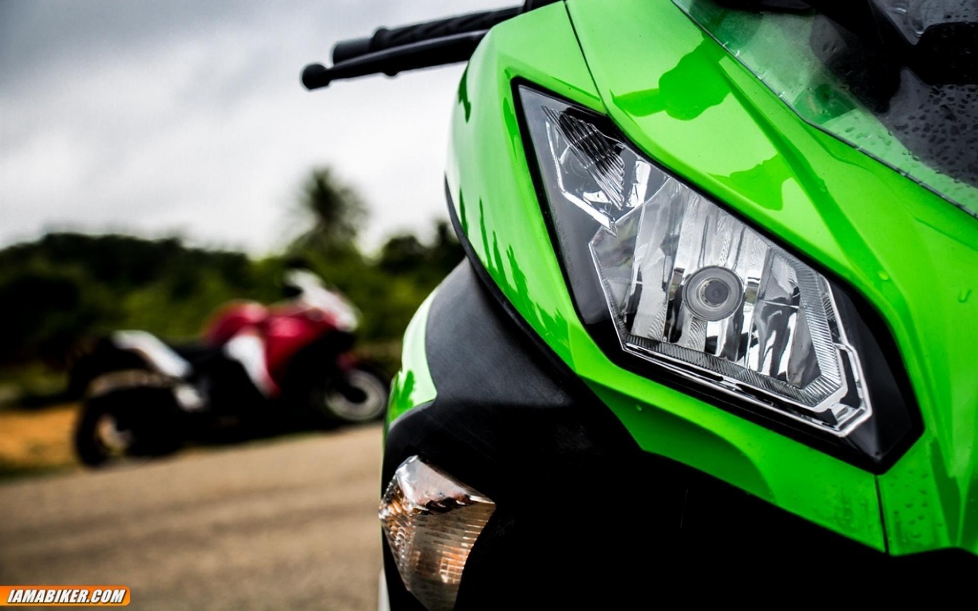 Kawasaki Ninja 300 черный обои