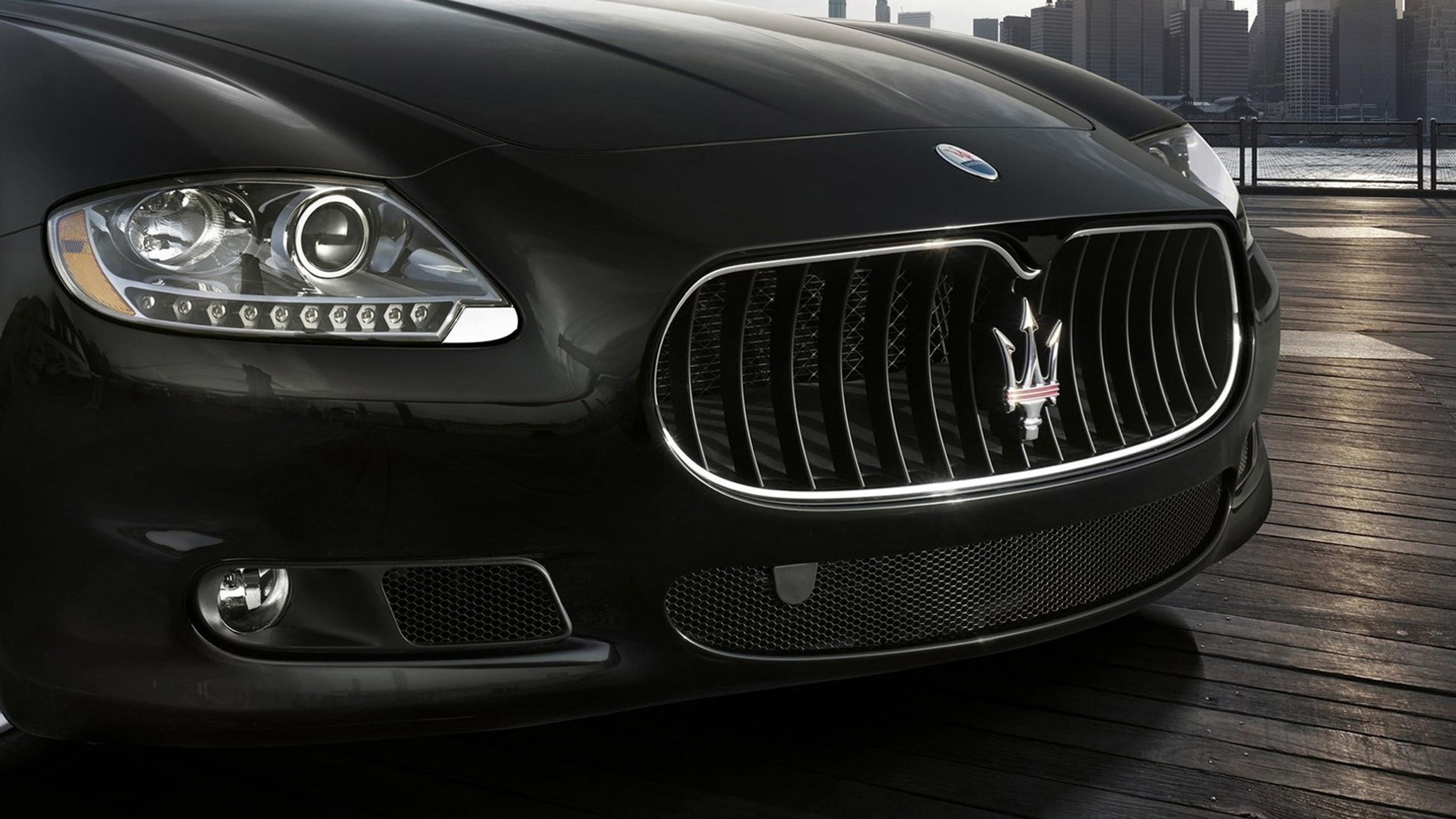 Maserati Logo Wallpaper