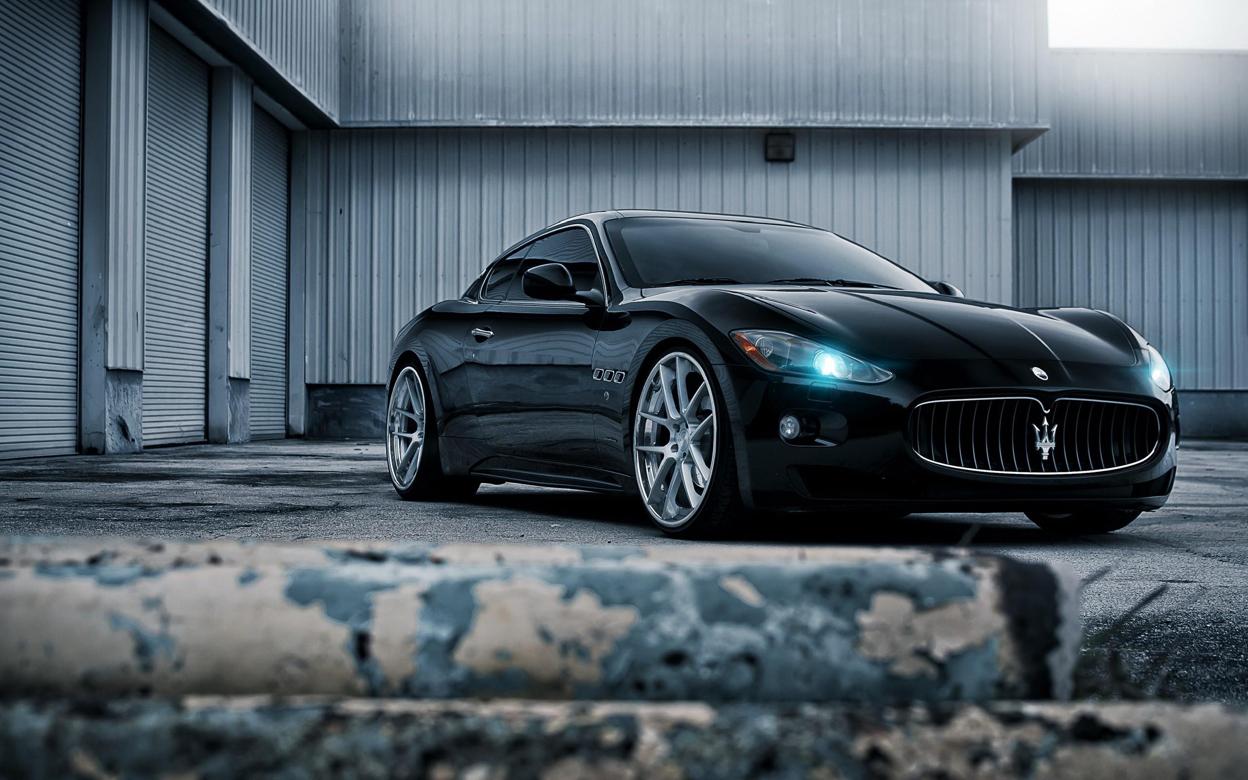 Daily Wallpaper: Maserati GranTurismo. I Like To Waste My Time