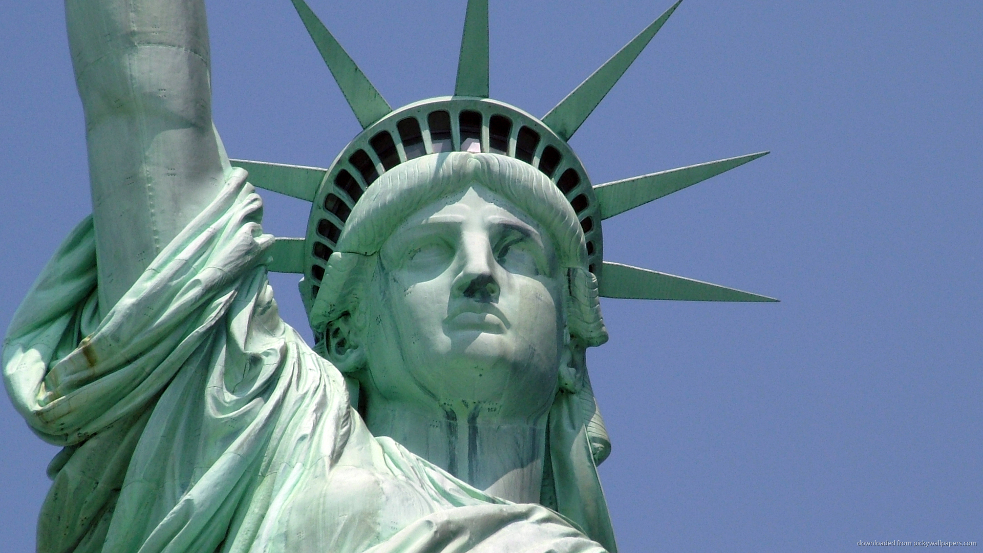 Statue Of Liberty Front Wallpaper