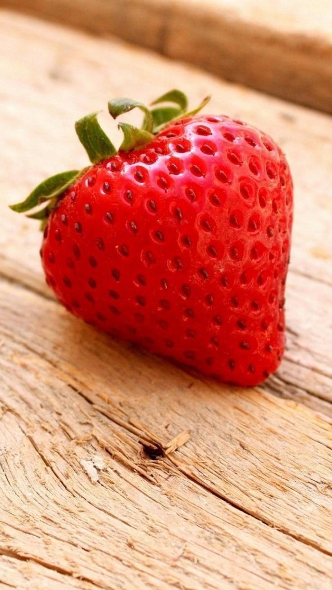 Strawberry Close Up Wood Android Wallpaper free download