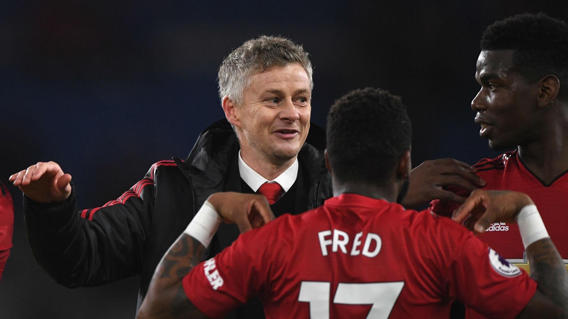 Solskjaer expects Red Devils rap from Neville. FOX Sports Malaysia