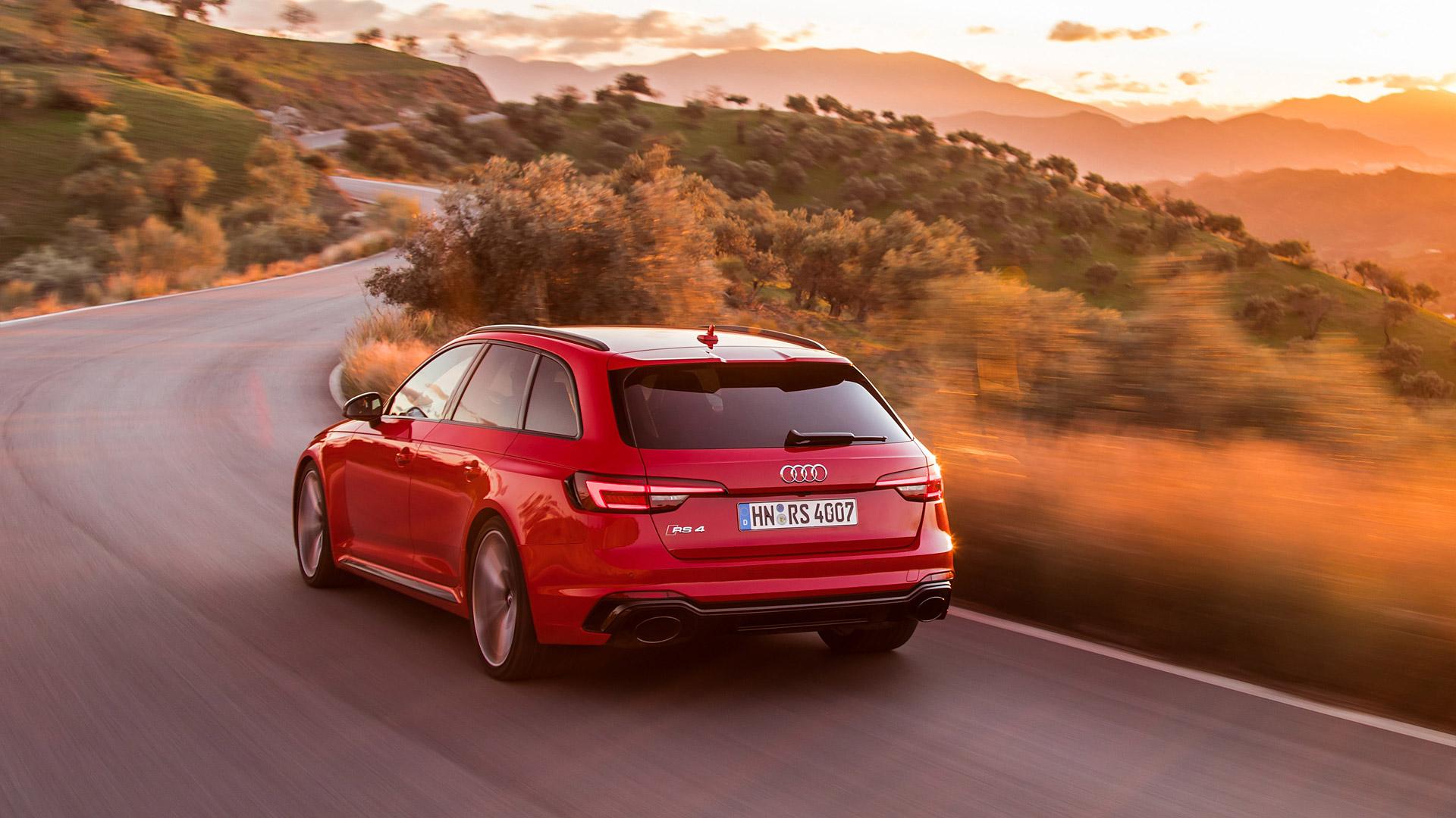 Audi RS4 Avant Wallpaper & HD Image