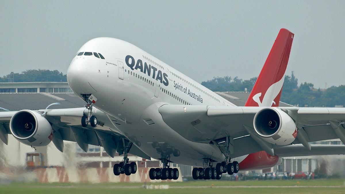 Qantas Airbus A380 Wallpaper 4