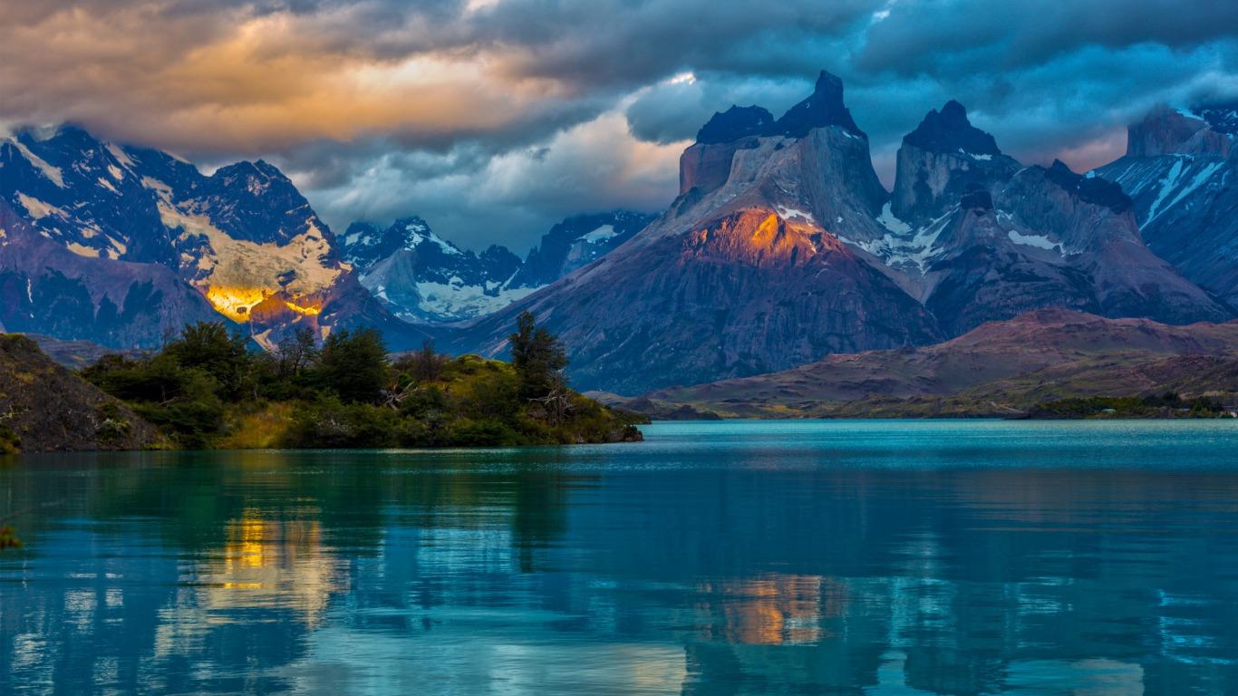 Himalayas Wallpaper Image