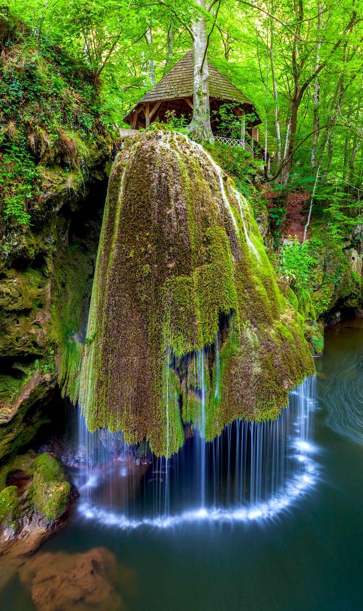 Discover Amazing Romania through 44 Spectacular Photo. Bucket List