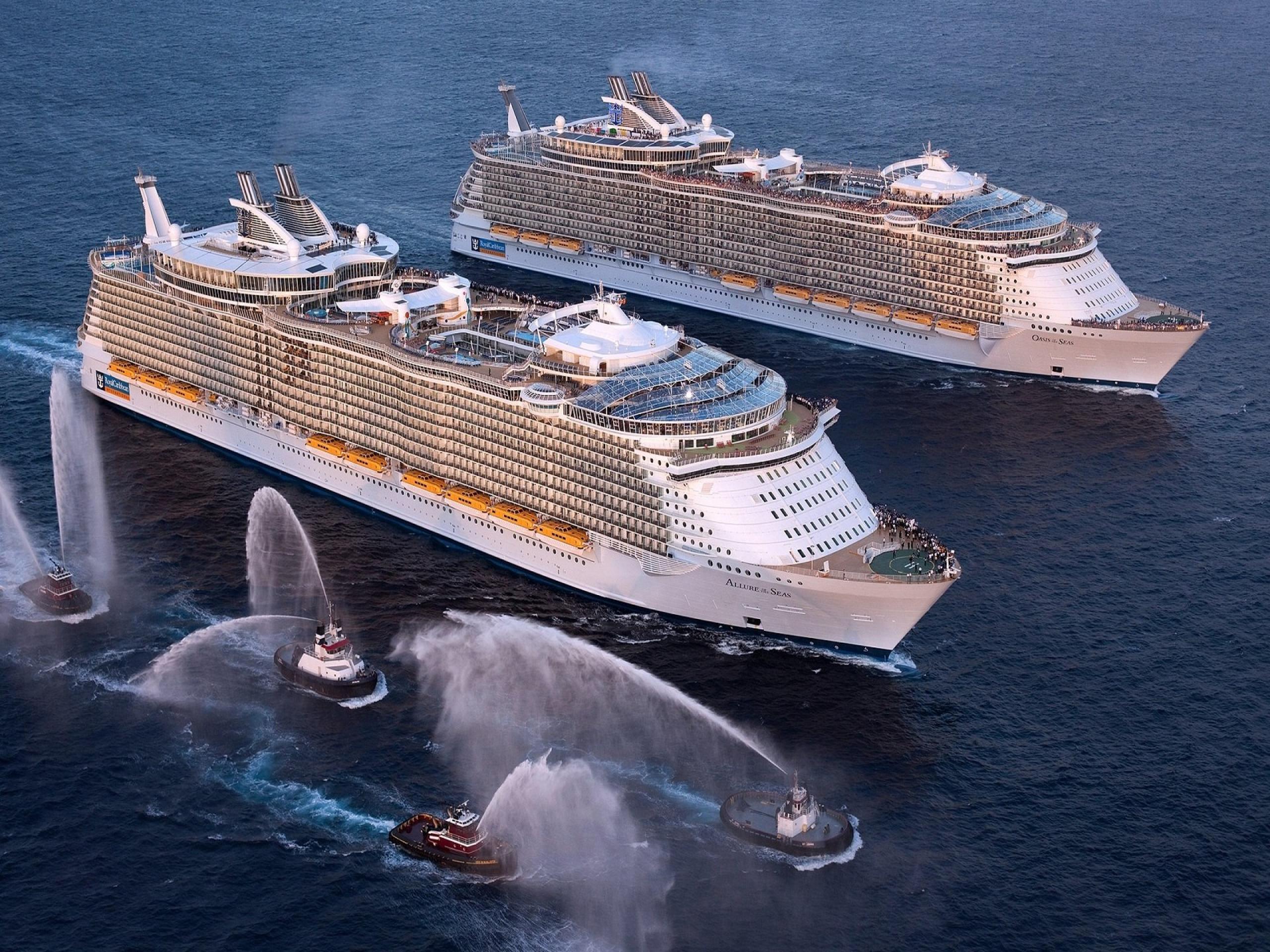 Ultra HD Cruise Ship Wallpaper OPM1