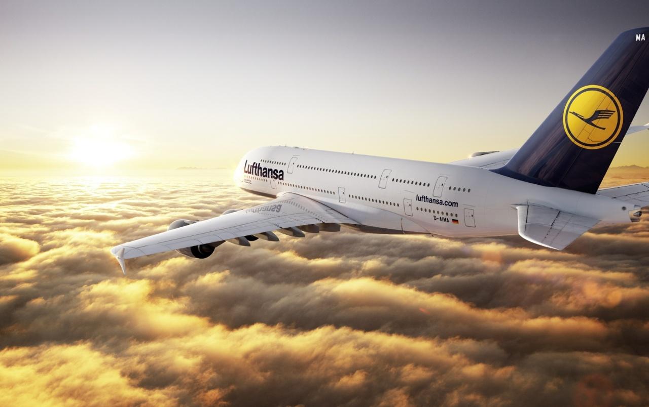 Airbus A380 Lufthansa wallpaper. Airbus A380 Lufthansa