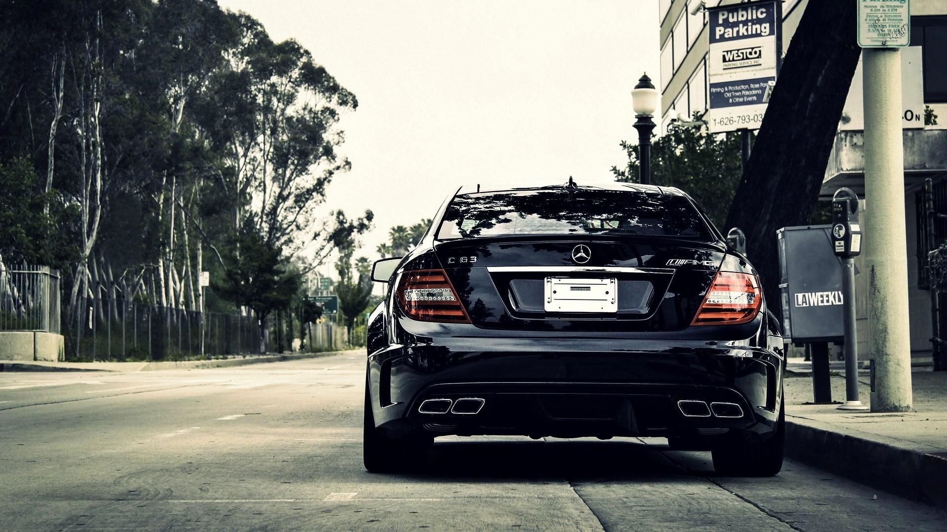 Free Mercedes Amg Wallpaper Download