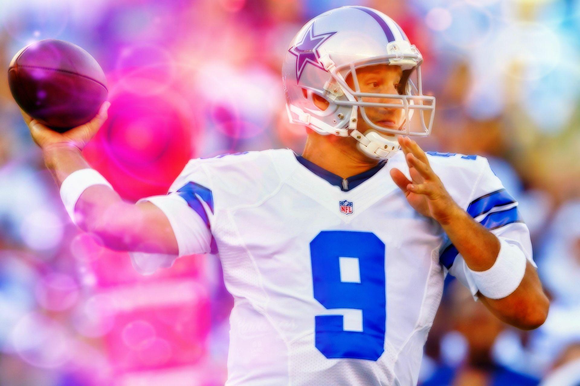 I am in a photohop class and I made a wallpaper of Tony Romo for y