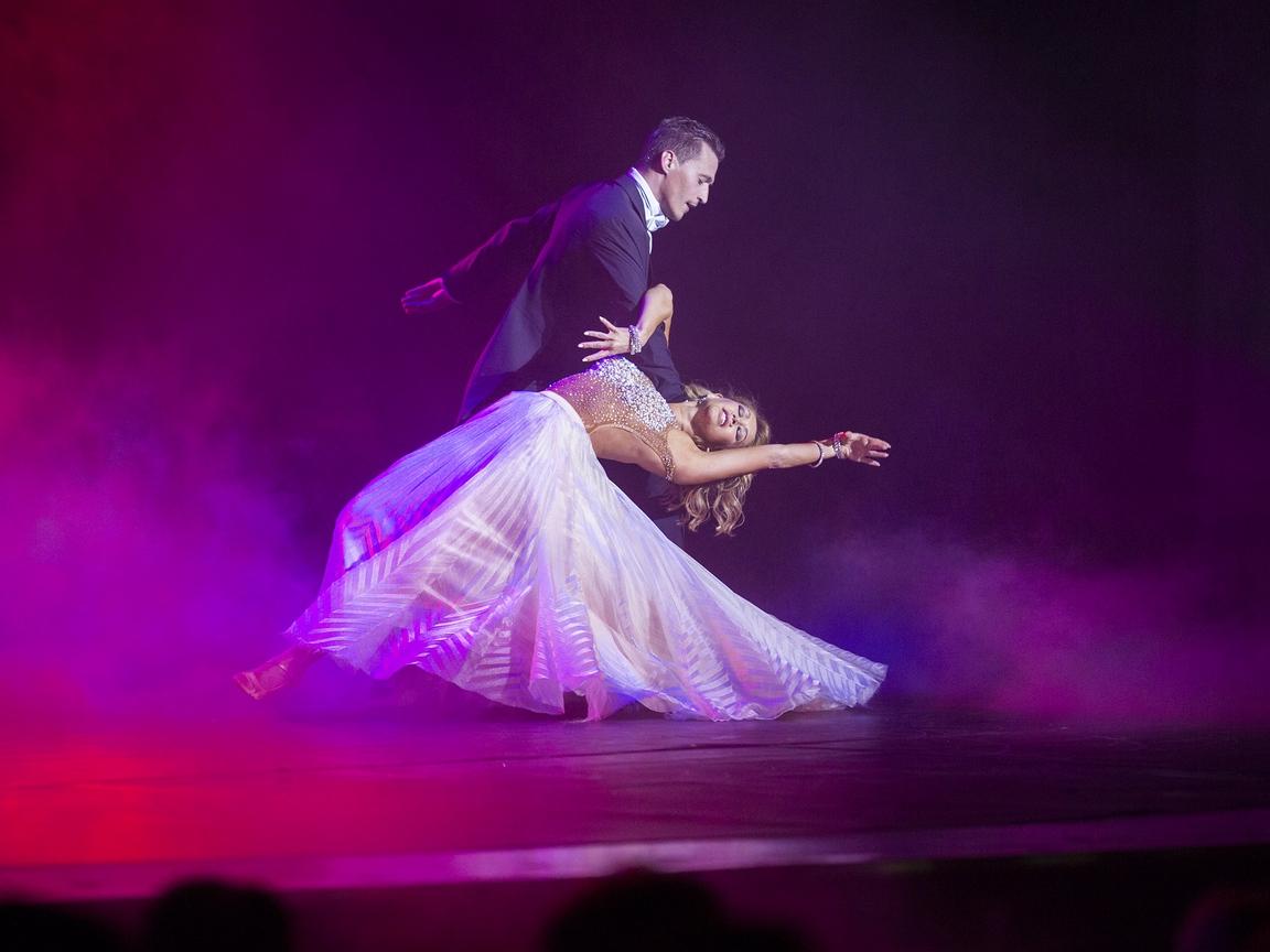 Download wallpaper 1152x864 dancing with the stars, finalists, show