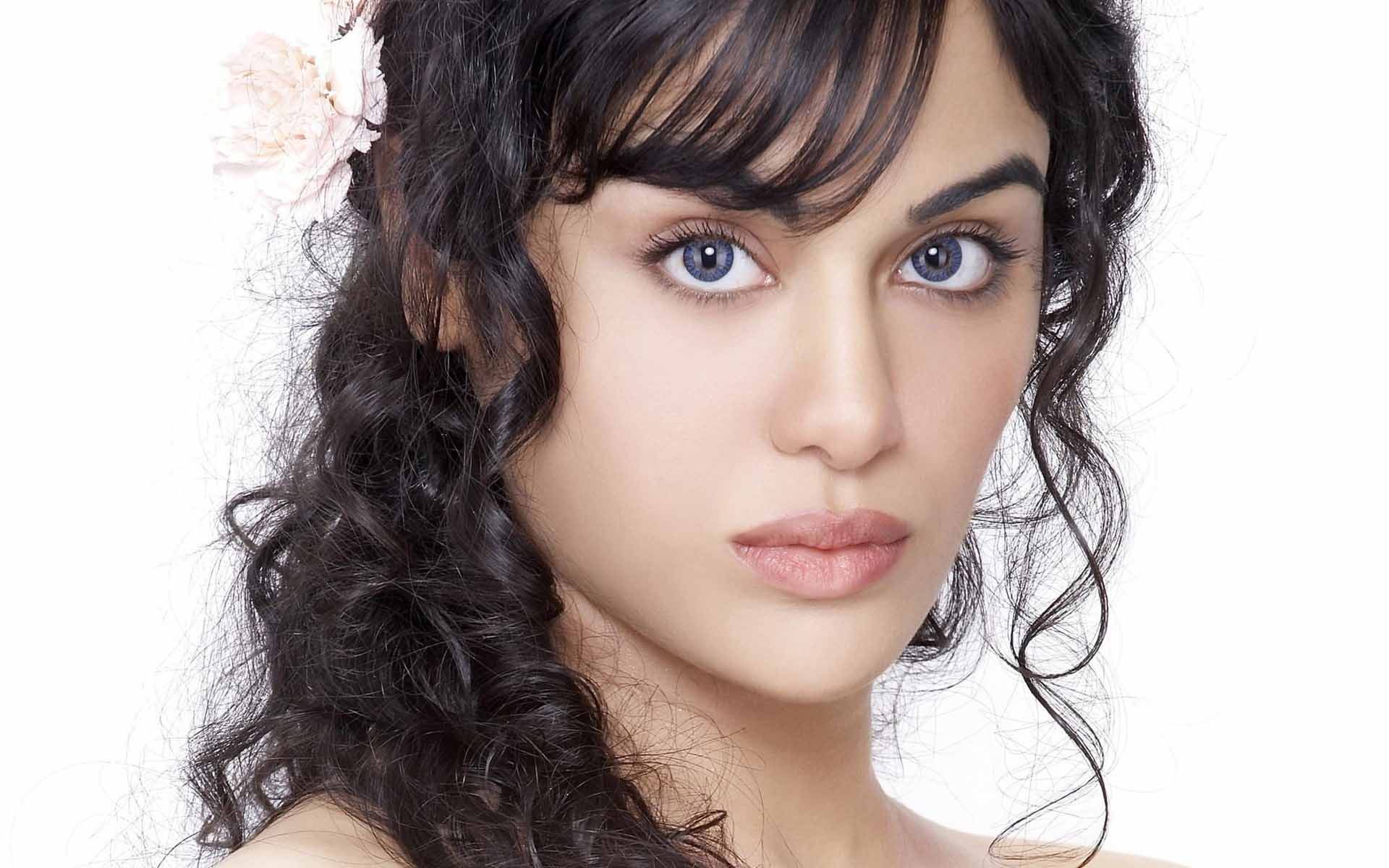 Adah Sharma Actress HD Wallpaper
