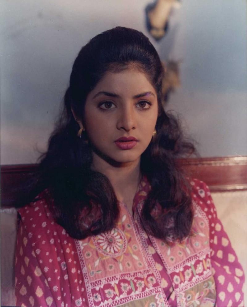 Remembering Divya Bharti on her 25th death anniversary