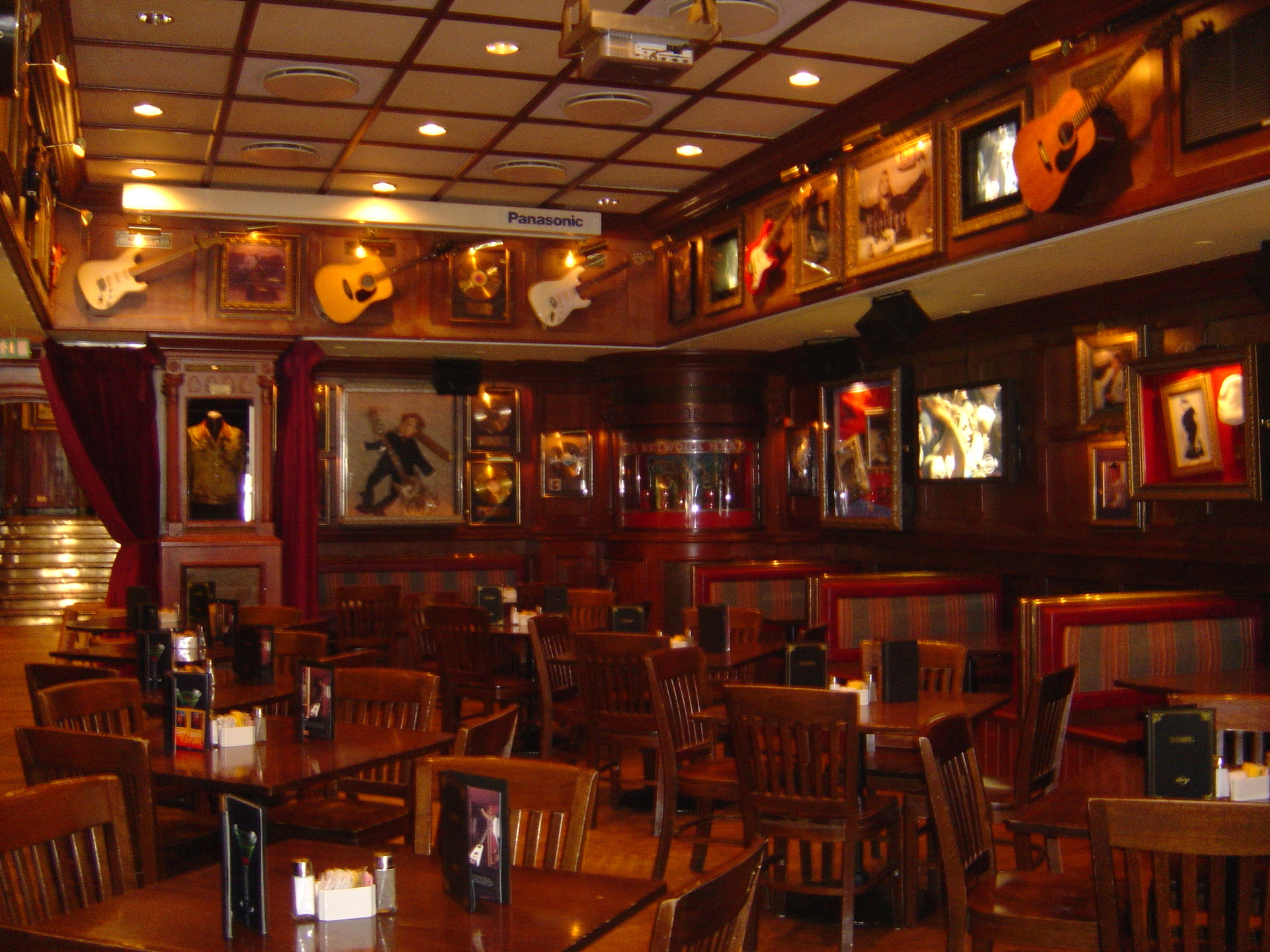 HD Hard Rock Cafe Wallpaper and Photo. HD Misc Wallpaper