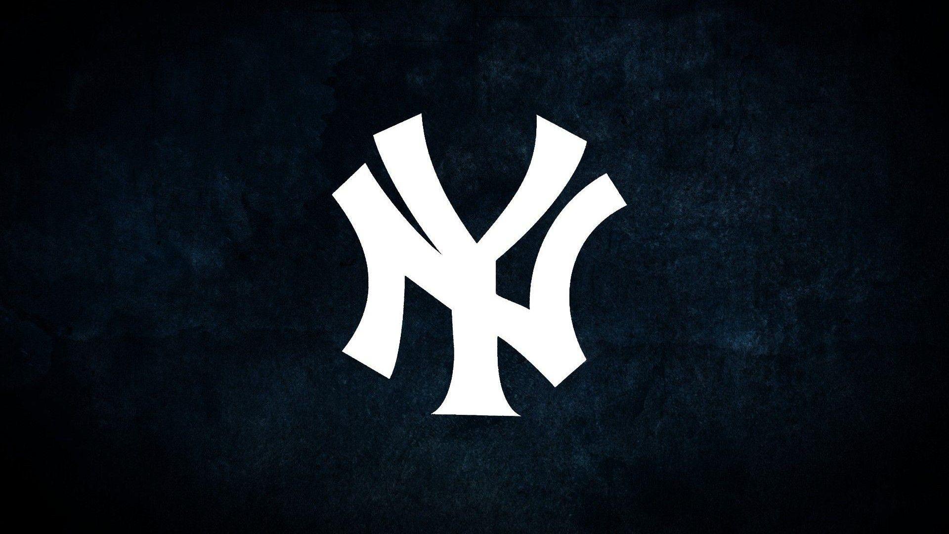 Latest Wallpaper Of The New York Yankees Cap Logo