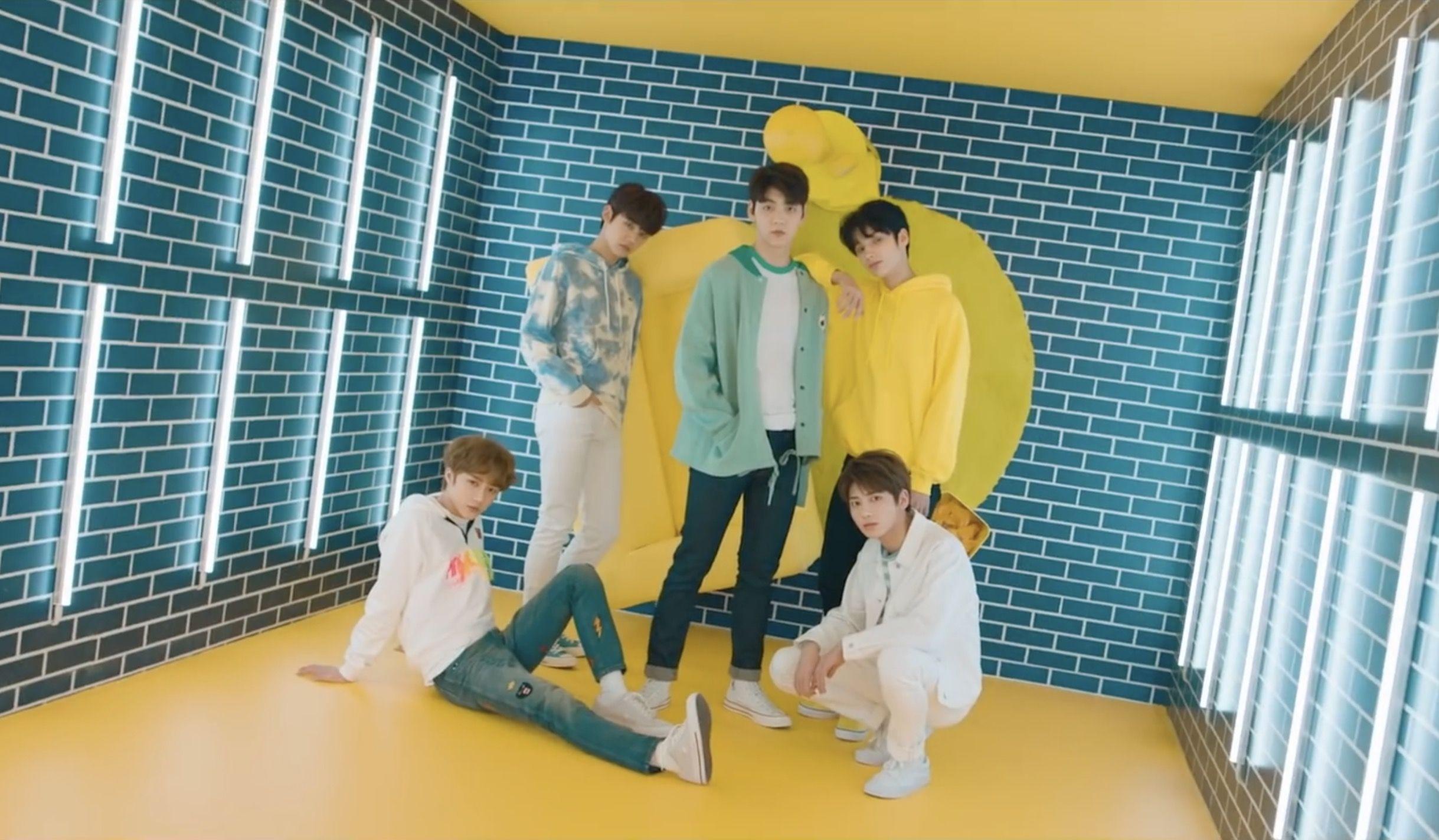 Txt Wallpaper Laptop K Pop Band Txt Wallpapers Waperset