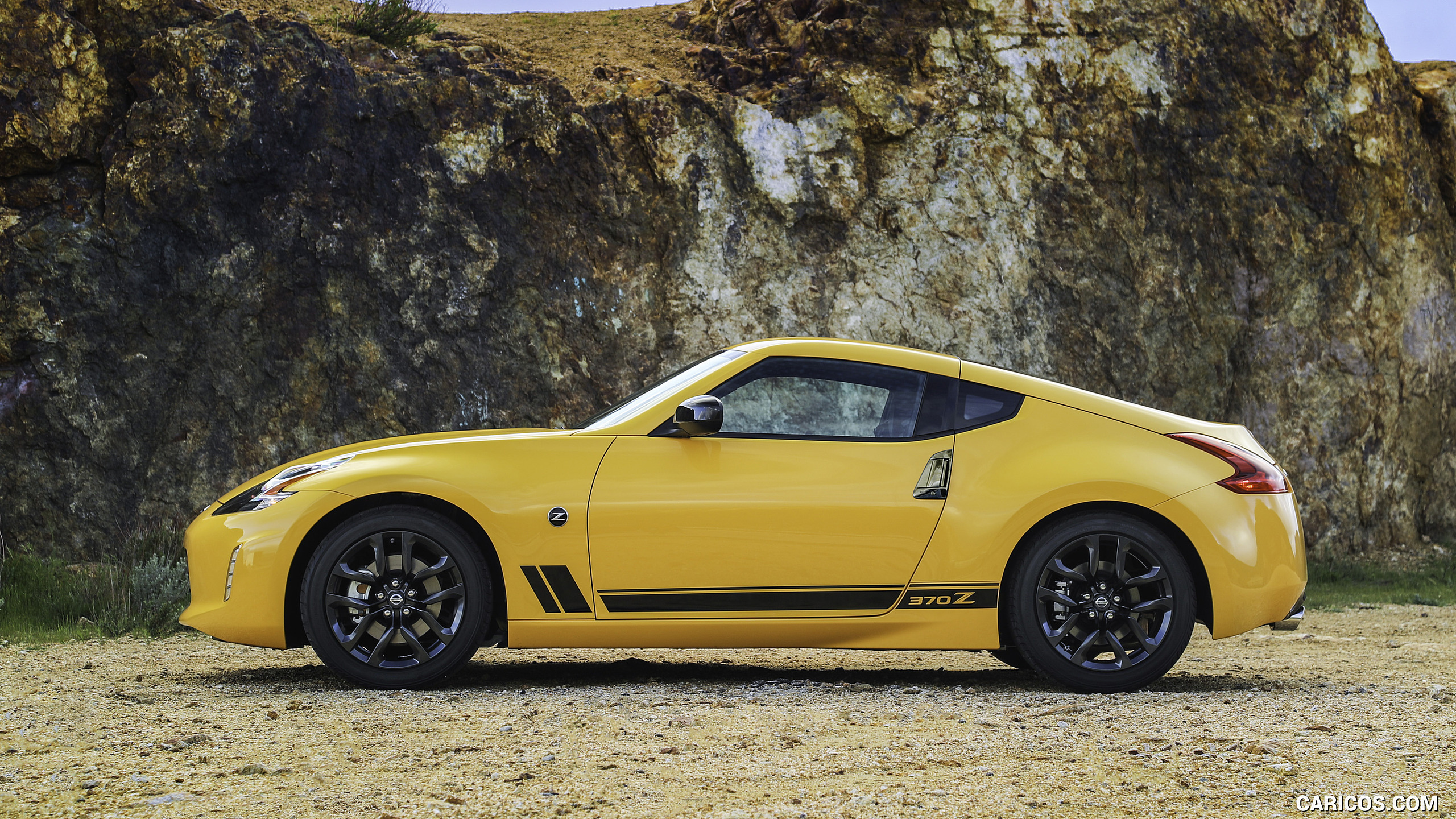 Nissan 370Z Heritage Edition (Color: Chicane Yellow)