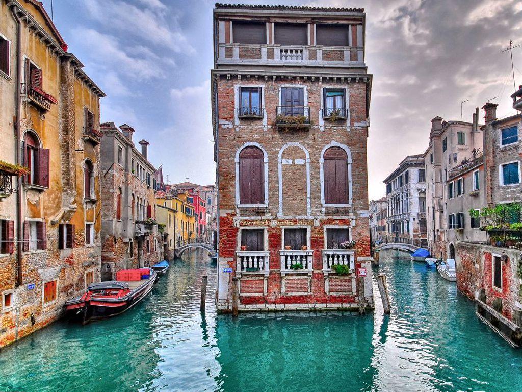 Venice Wallpaper and Background Image