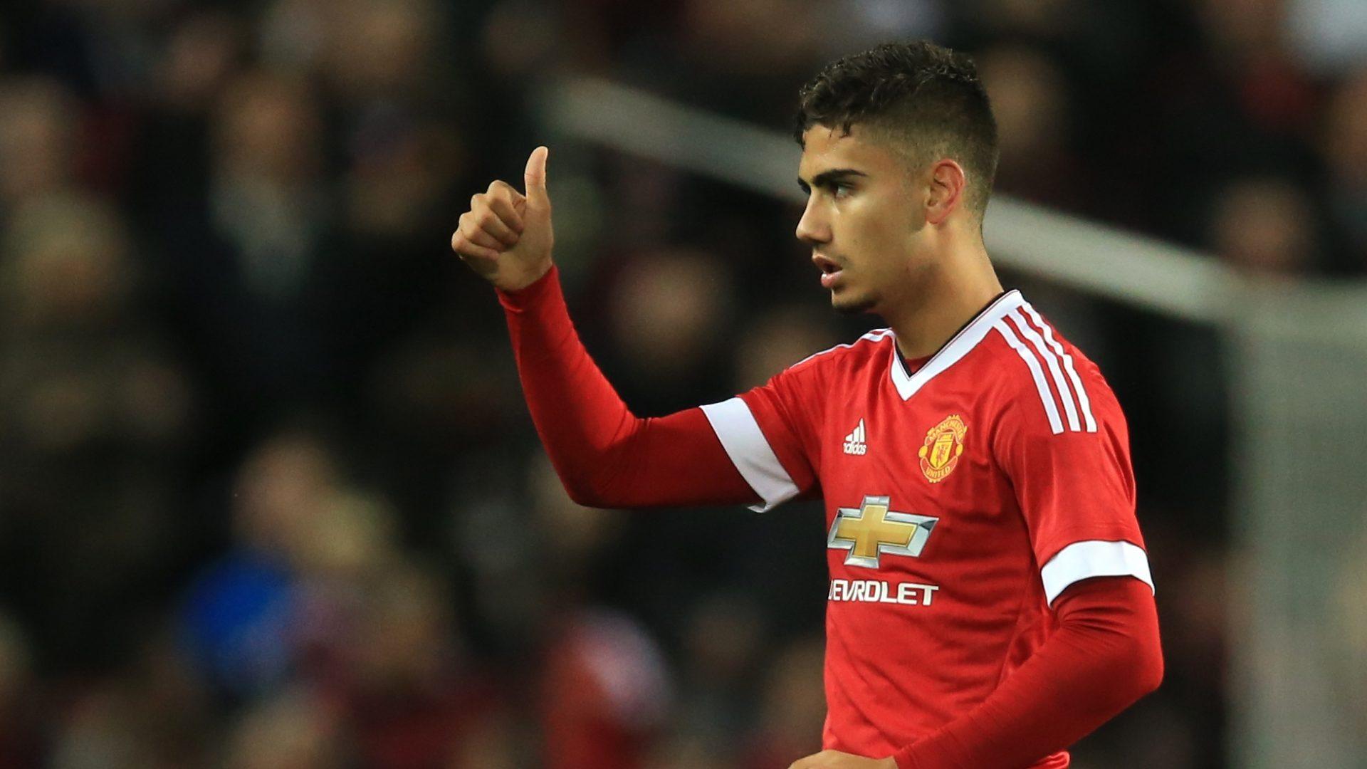 Andreas Pereira signs new Manchester United deal after joining