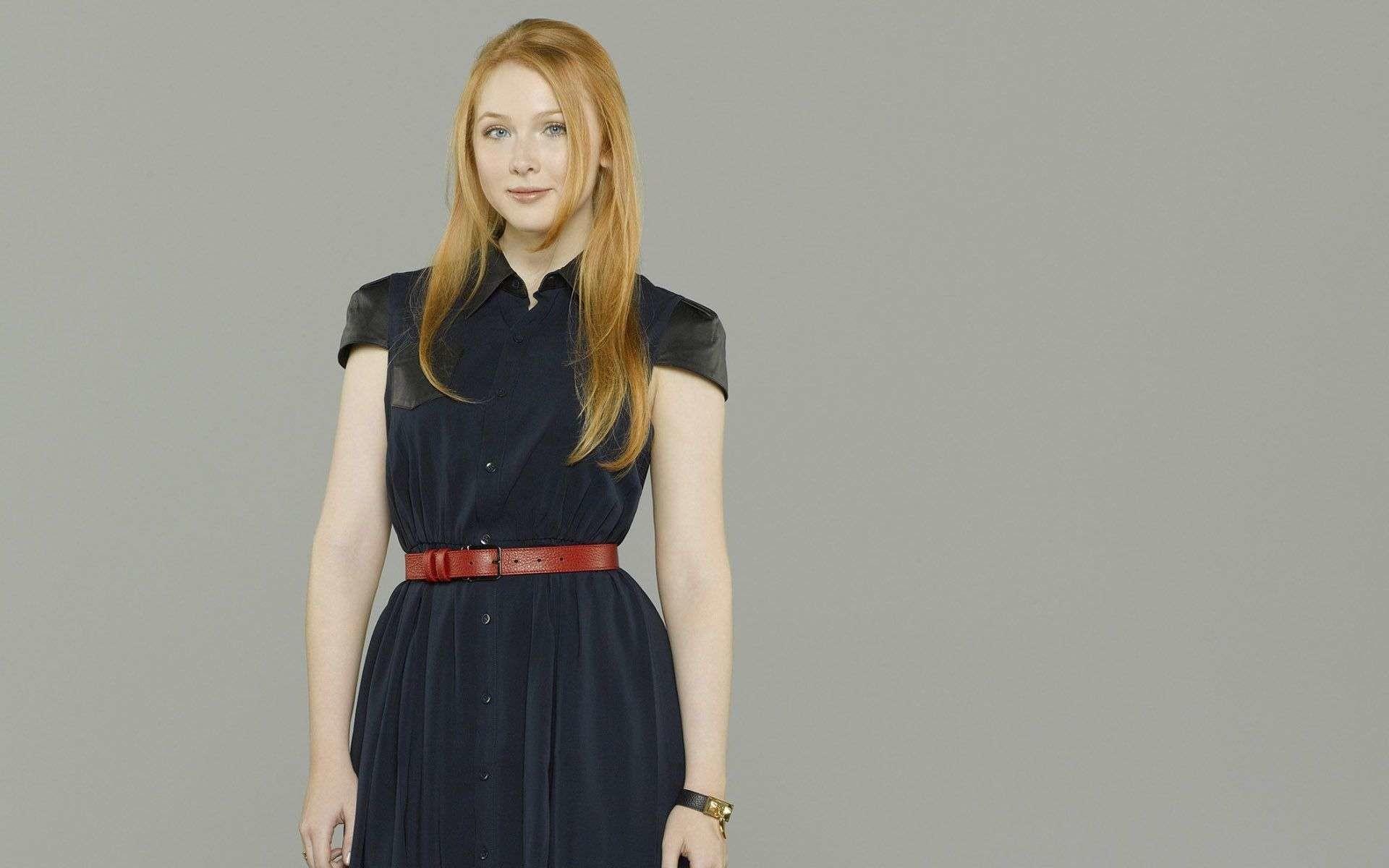 Molly Quinn Wallpaper