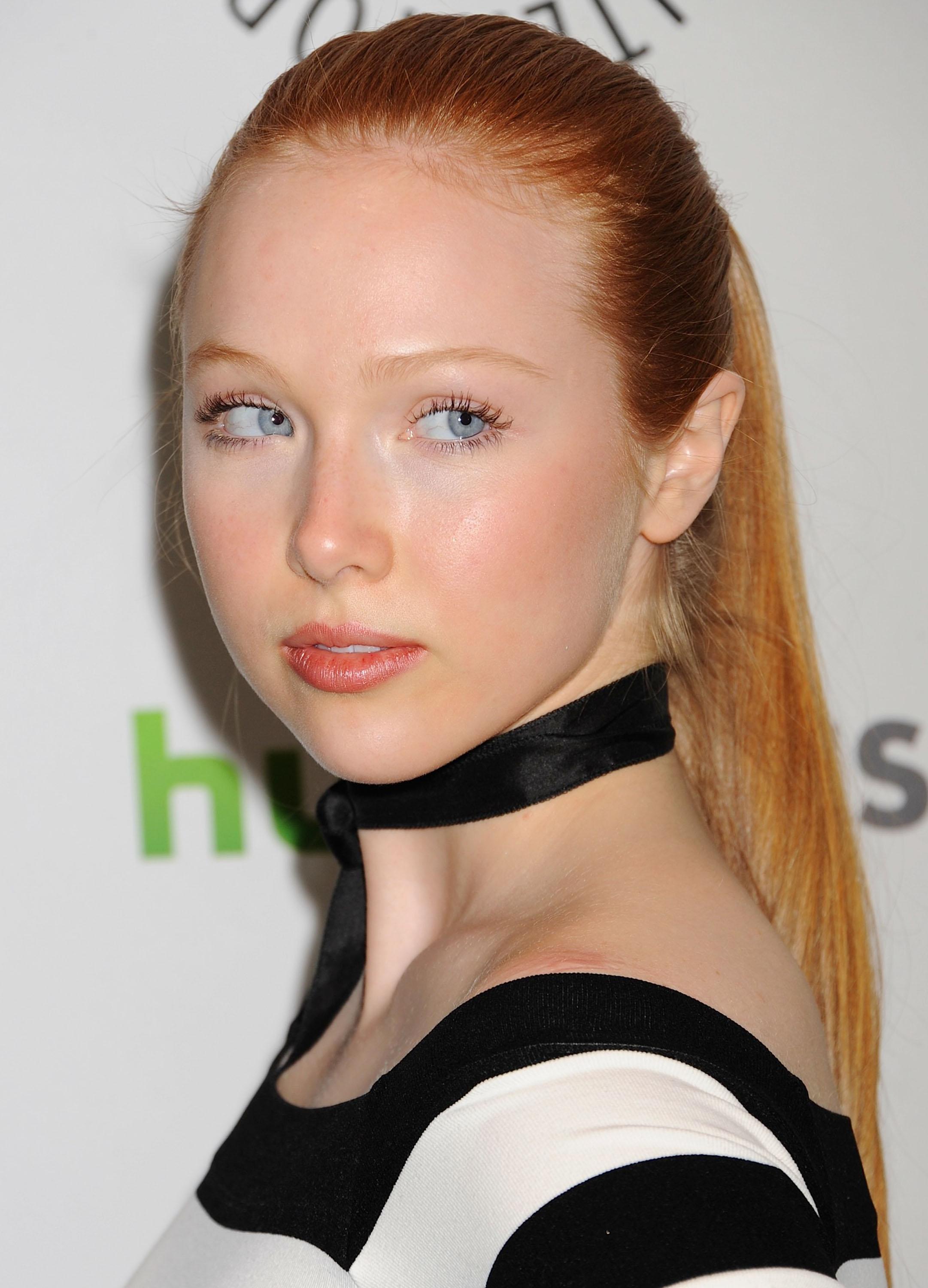 Molly quinn