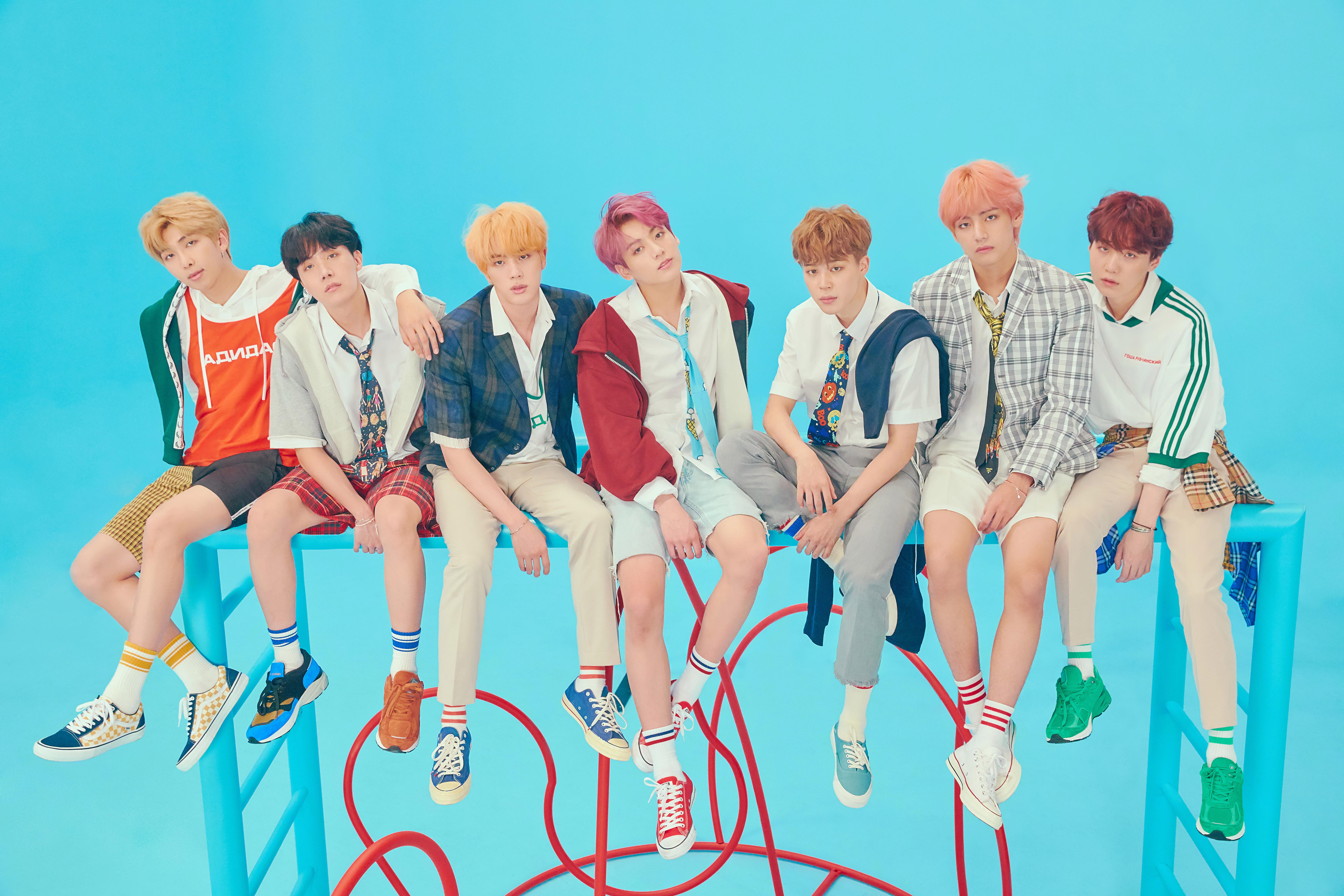 BTS concept image versions L and F for Love Yourself Answer released