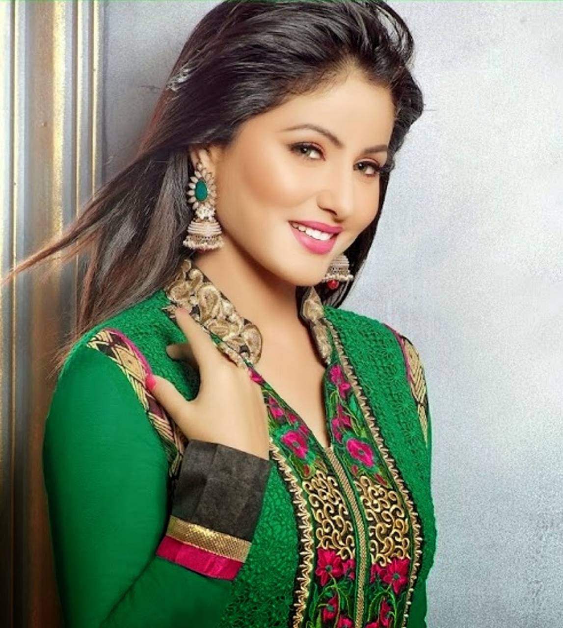 Hina Khan Wallpapers  Wallpaper Cave