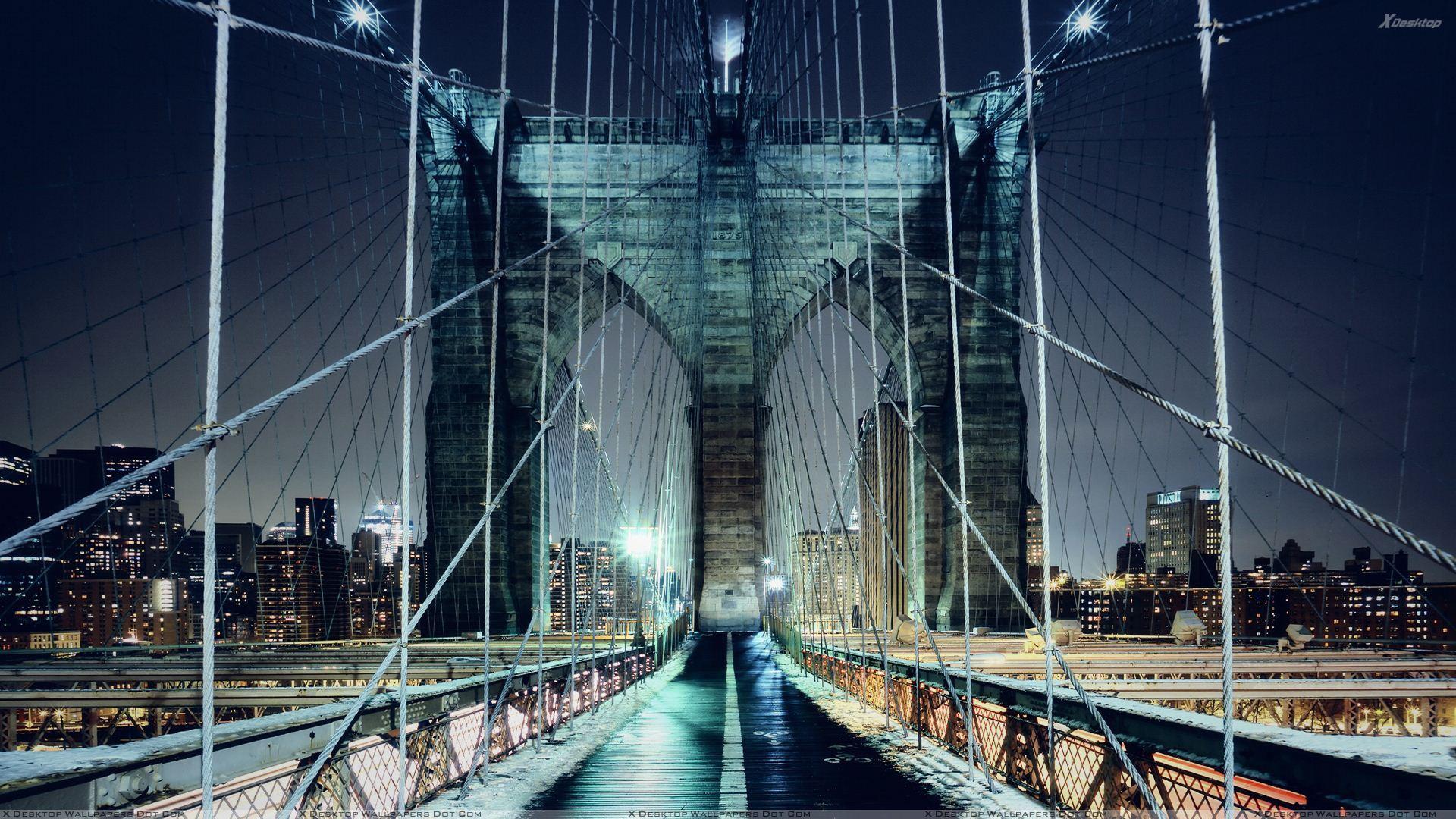 Brooklyn Bridge Walkway Showing In Evening Wallpaper