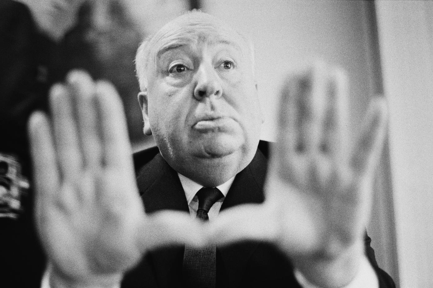 Alfred Hitchcock Wallpaper 17 X 931