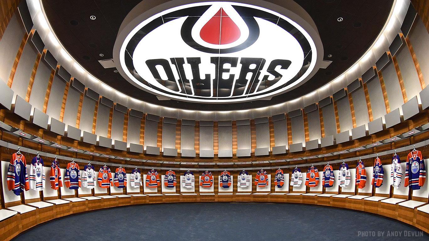 Download Edmonton Oilers Team Logo Wallpaper