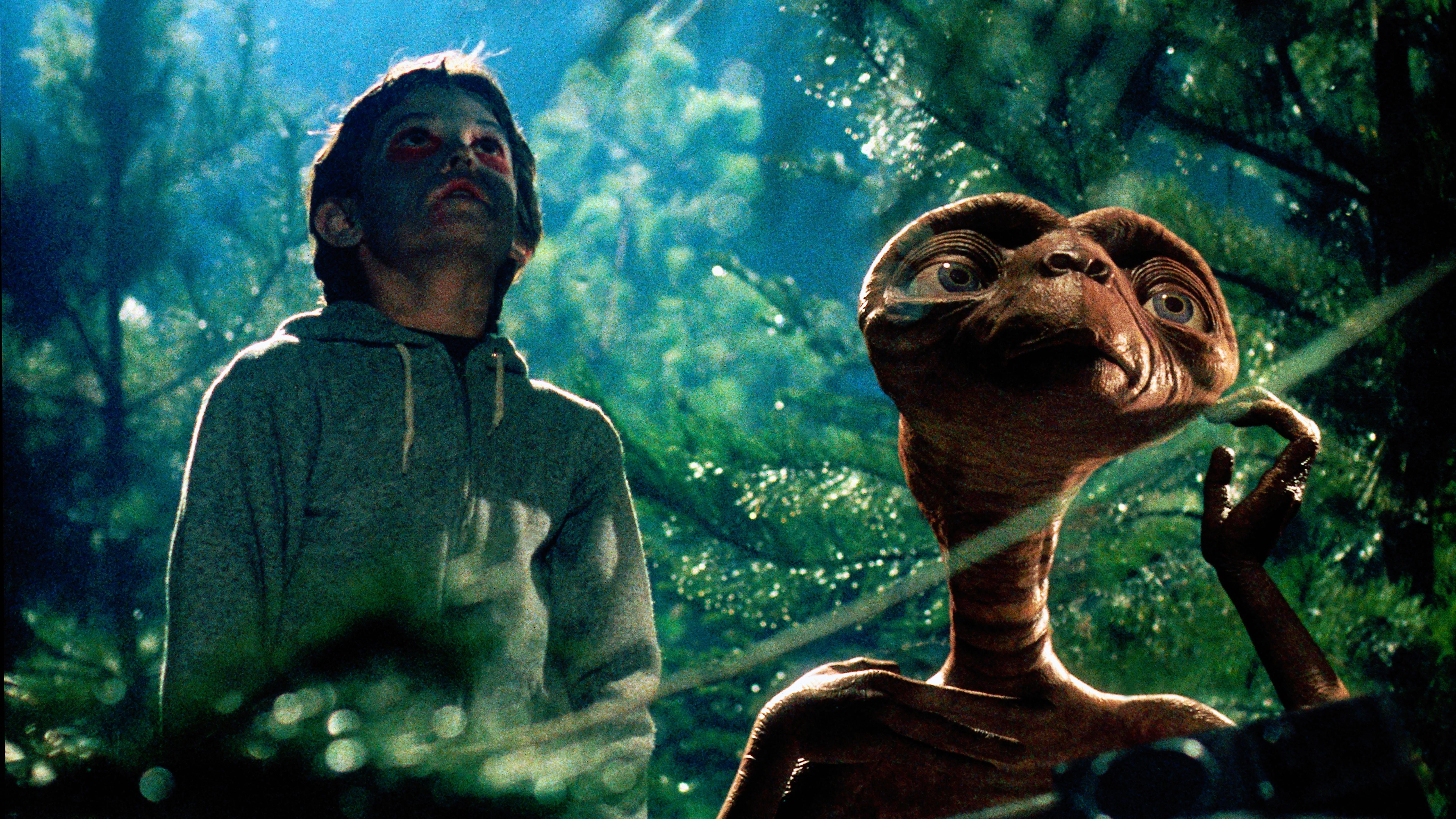 E.T. The Extra Terrestrial Wallpaper 7 X 3668