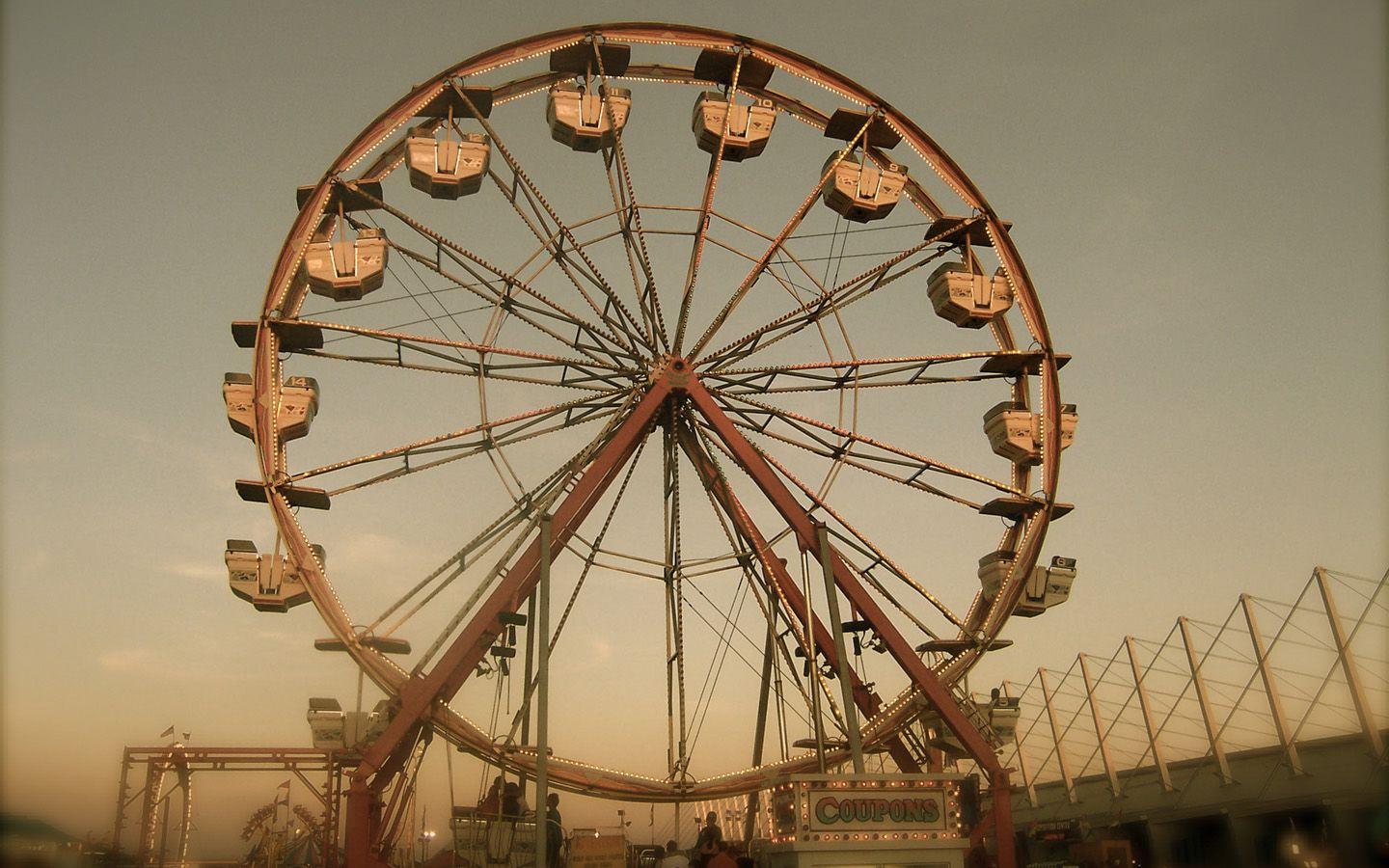 county fair wheel. ferris wheels. Ferris wheel