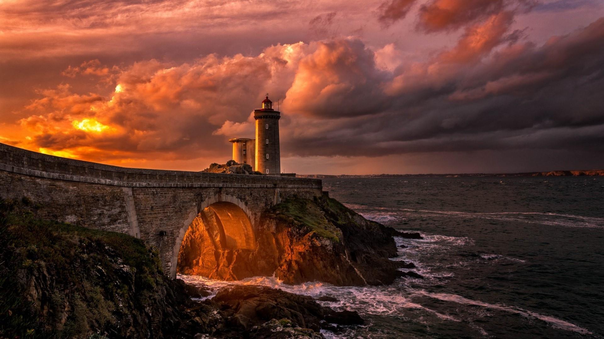 Phare Du Petit Minou Lighthouse, France HD Wallpaper. Wallpaper