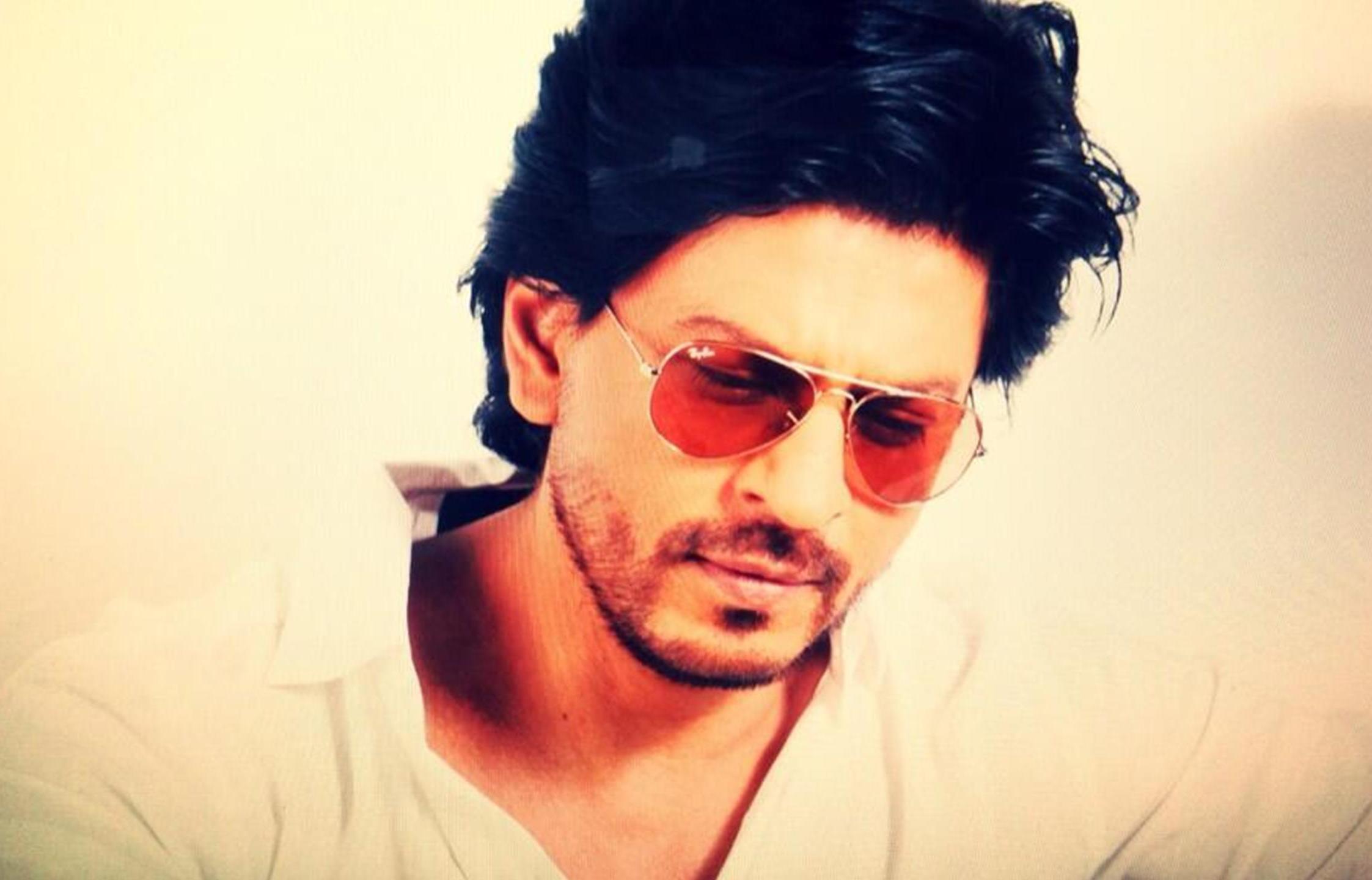 Shahrukh Khan Wallpapers  Free Download HD Bollywood Actors Images