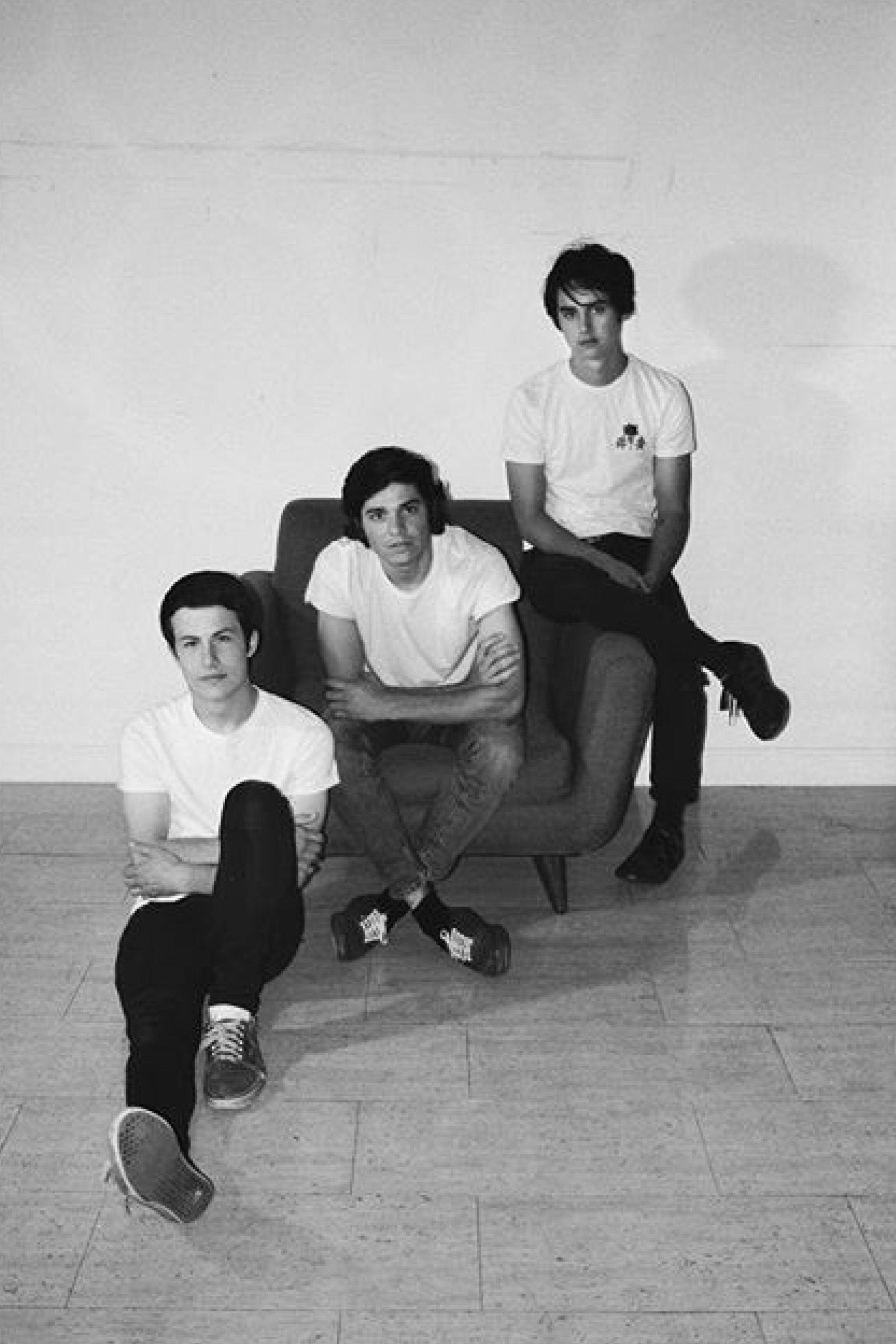 Wallows. dyldo. Music bands, Indie music