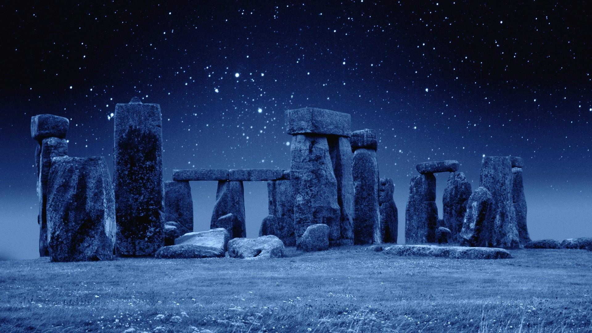 Stonehenge At Night [1920x1080]