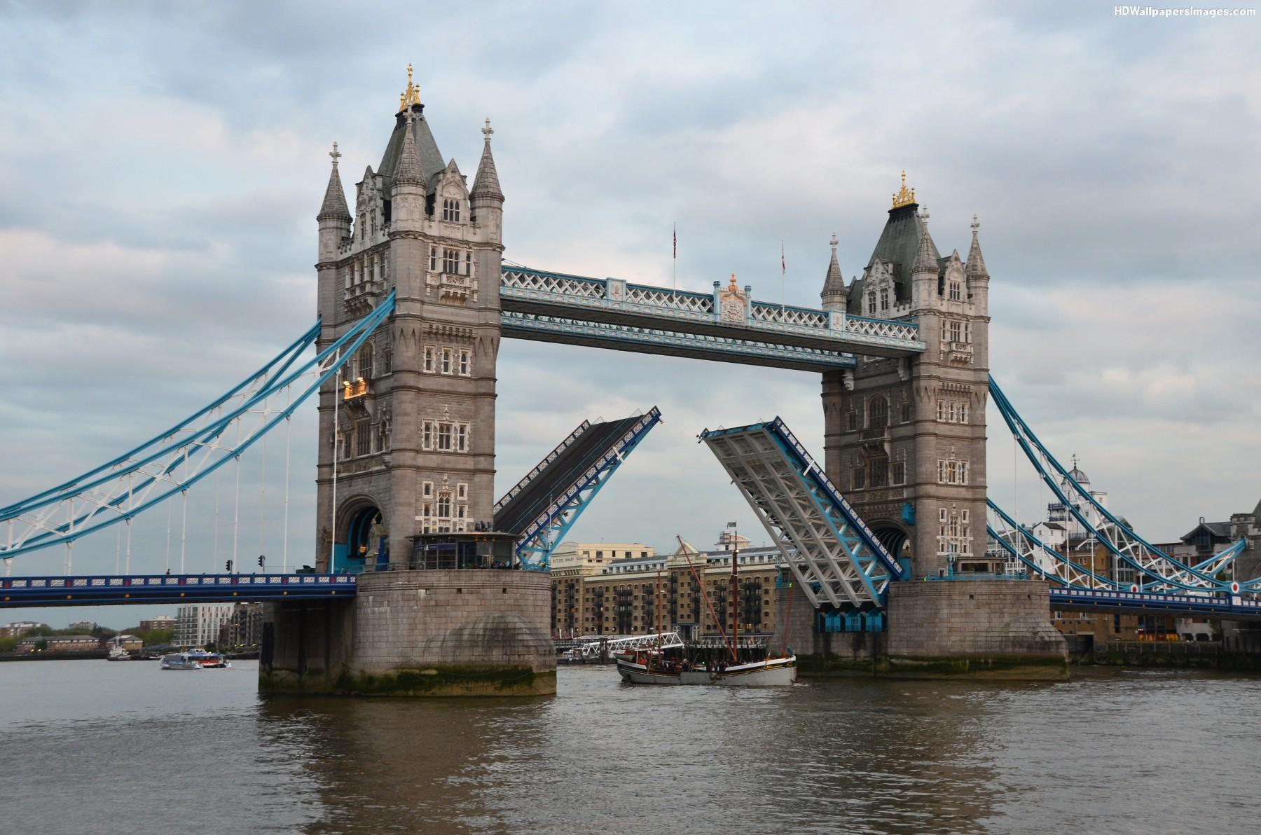 Tower Bridge Open HD Wallpaper, Background Image