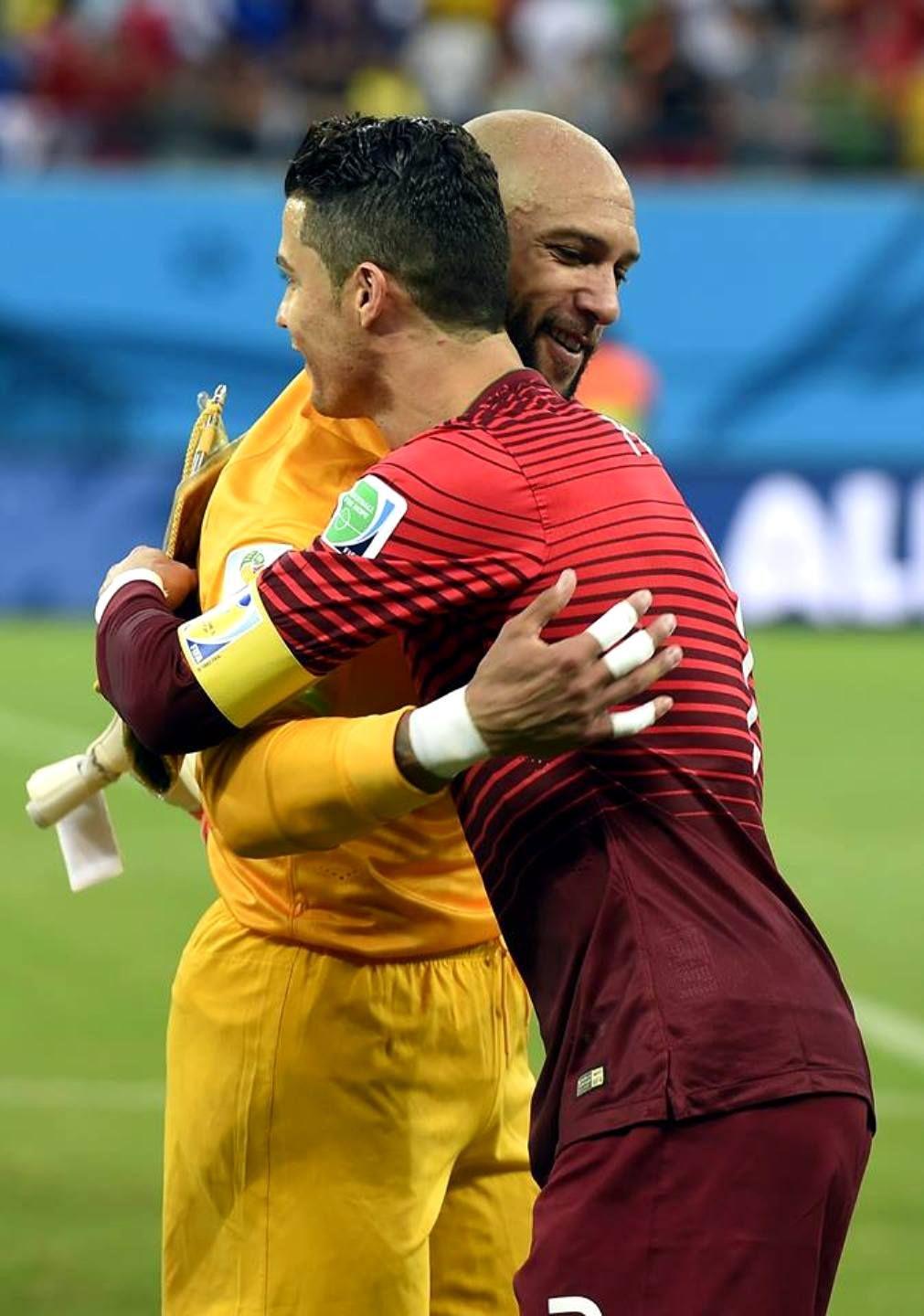 Tim Howard United States Hugs Cristiano Ronaldo Portugal Before