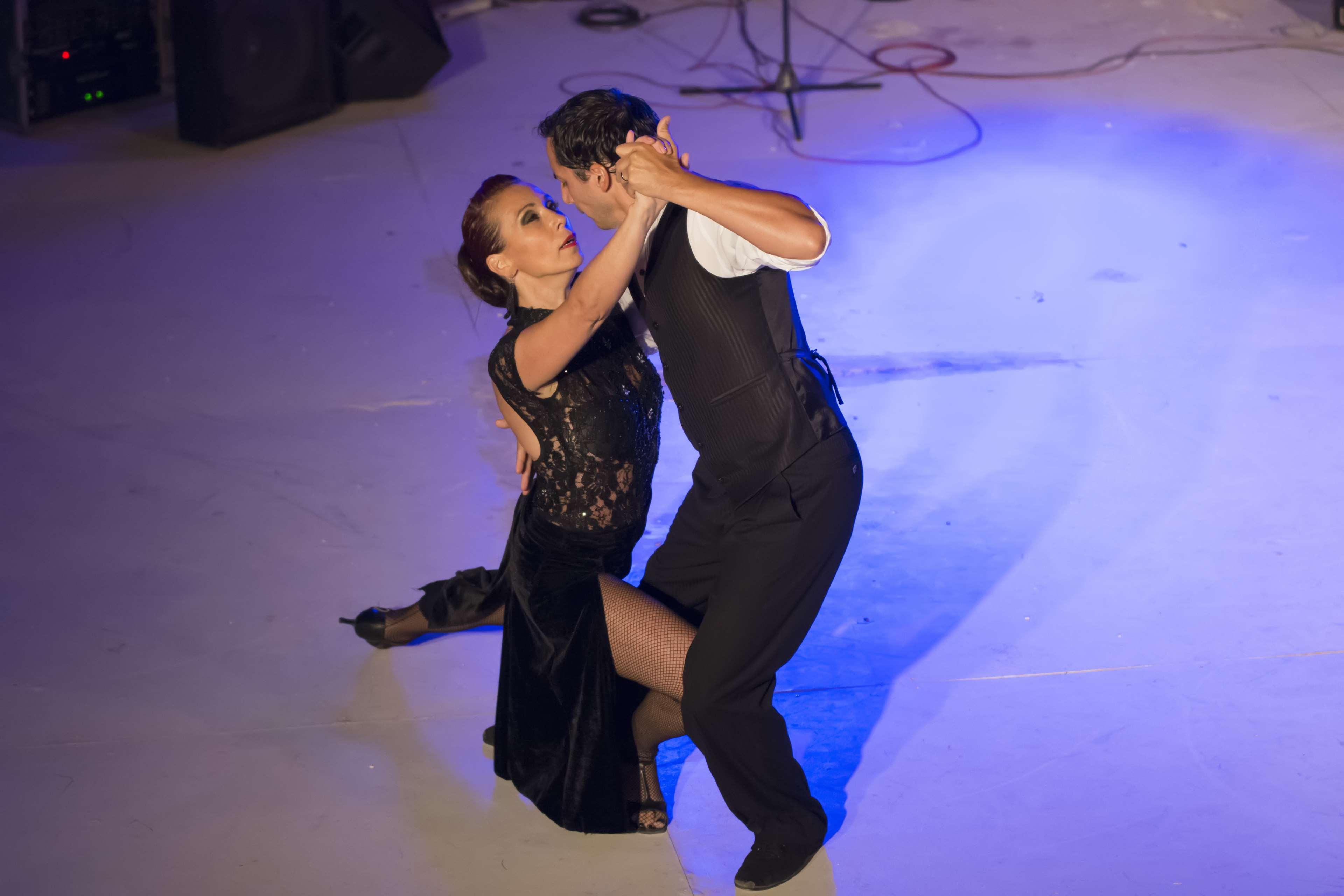 argentina, dancers, dancing, man, neuquen, people, tango, woman 4k