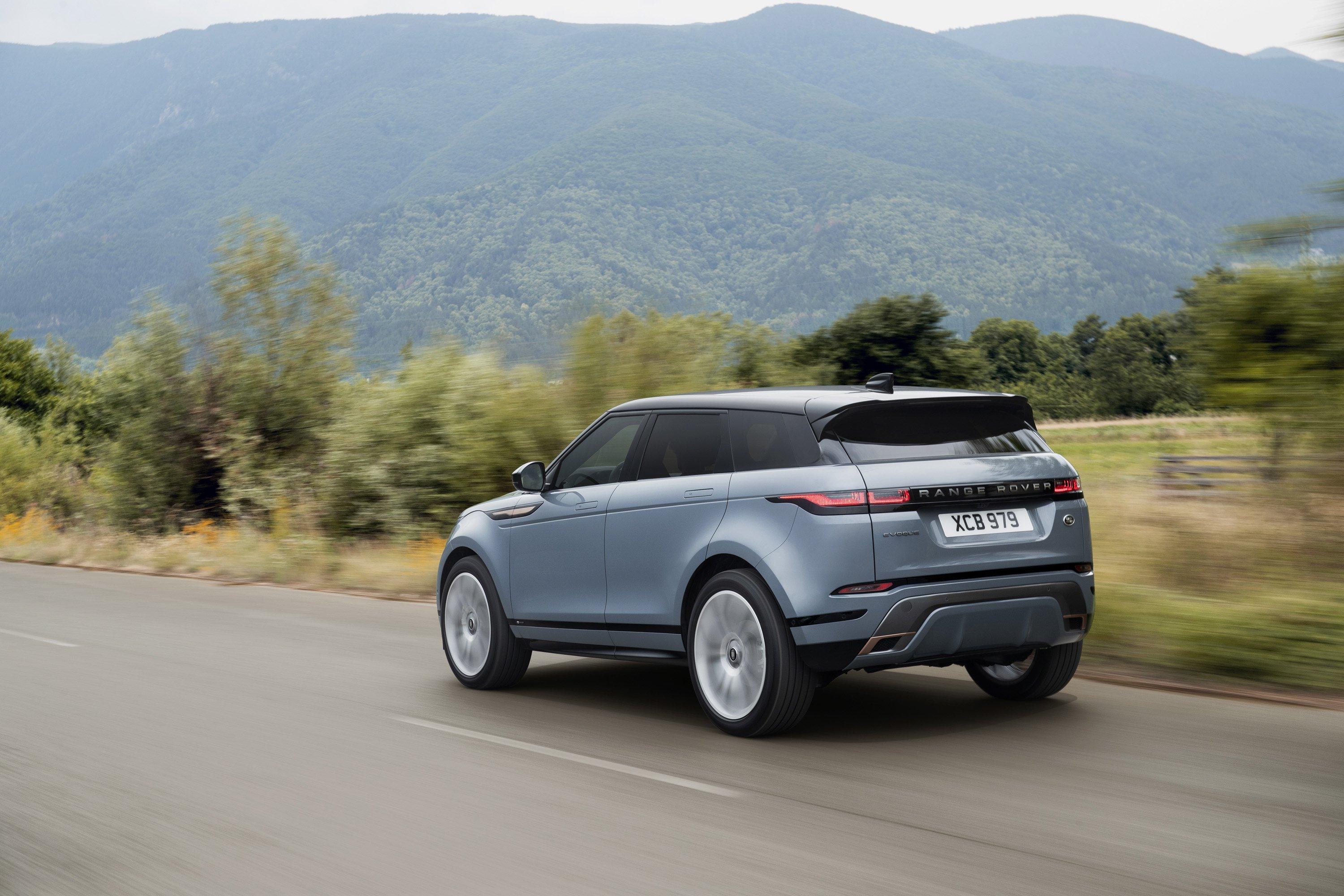 Range Rover Evoque Rear Three Quarter Wallpaper