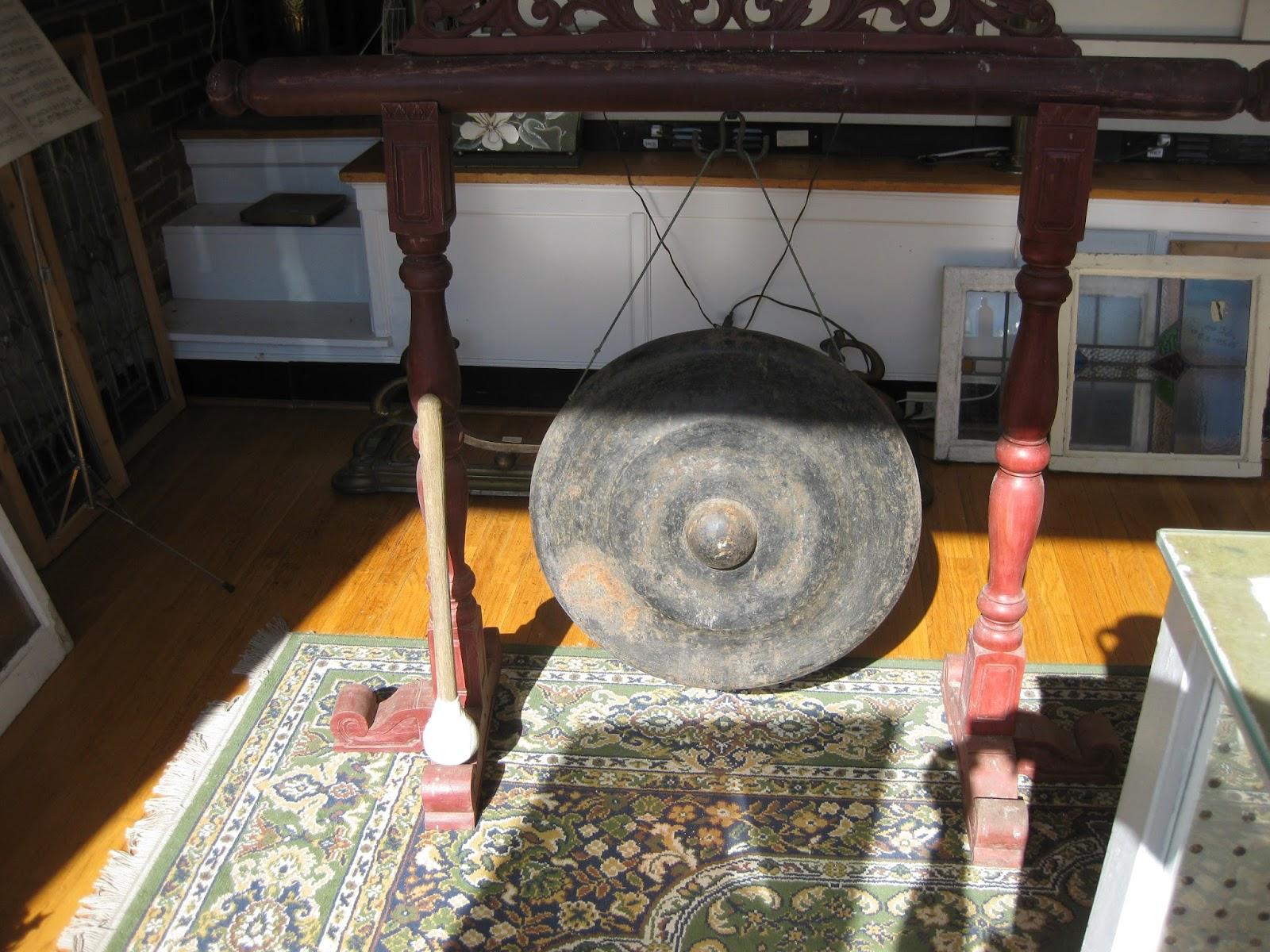 Vicksburg's Adolph Rose Antique Shop: ANCIENT METAL GONG