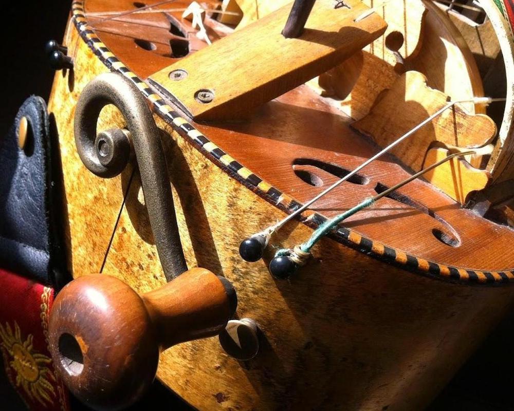 Hurdy Gurdy Wallpaper for Android