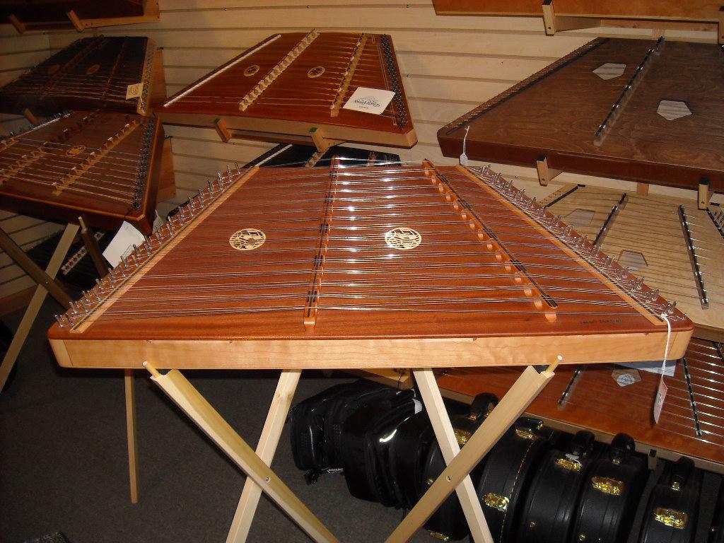Spinet Package Mahogany Sound Board Hammered Dulcimer, Prussia