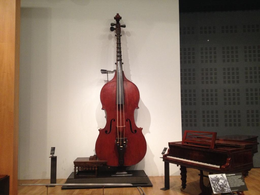 Find The Delights Of Paris' Music Museum
