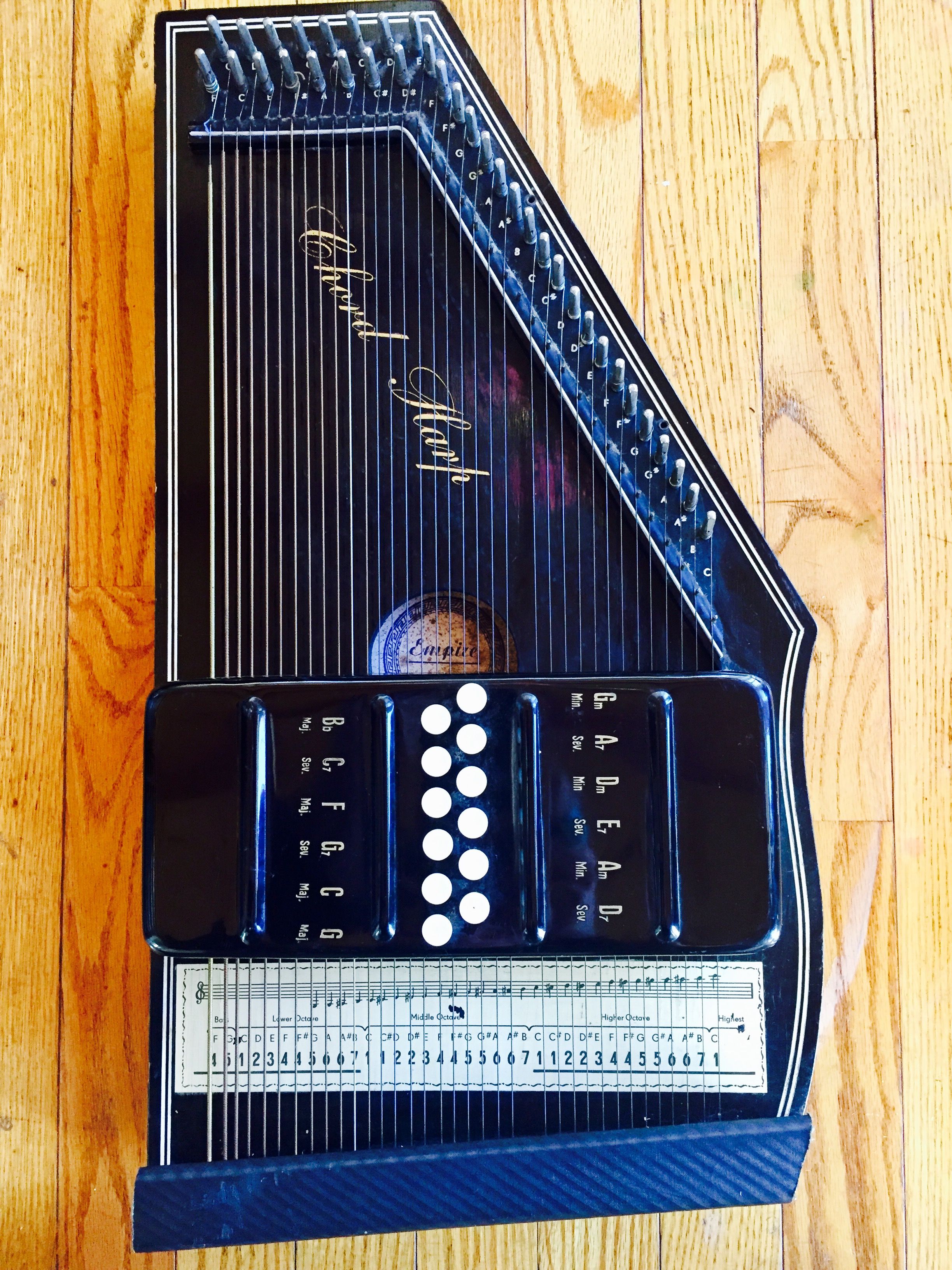 Empire Chord Harp C. 1960. C. 12 Button. The Michael