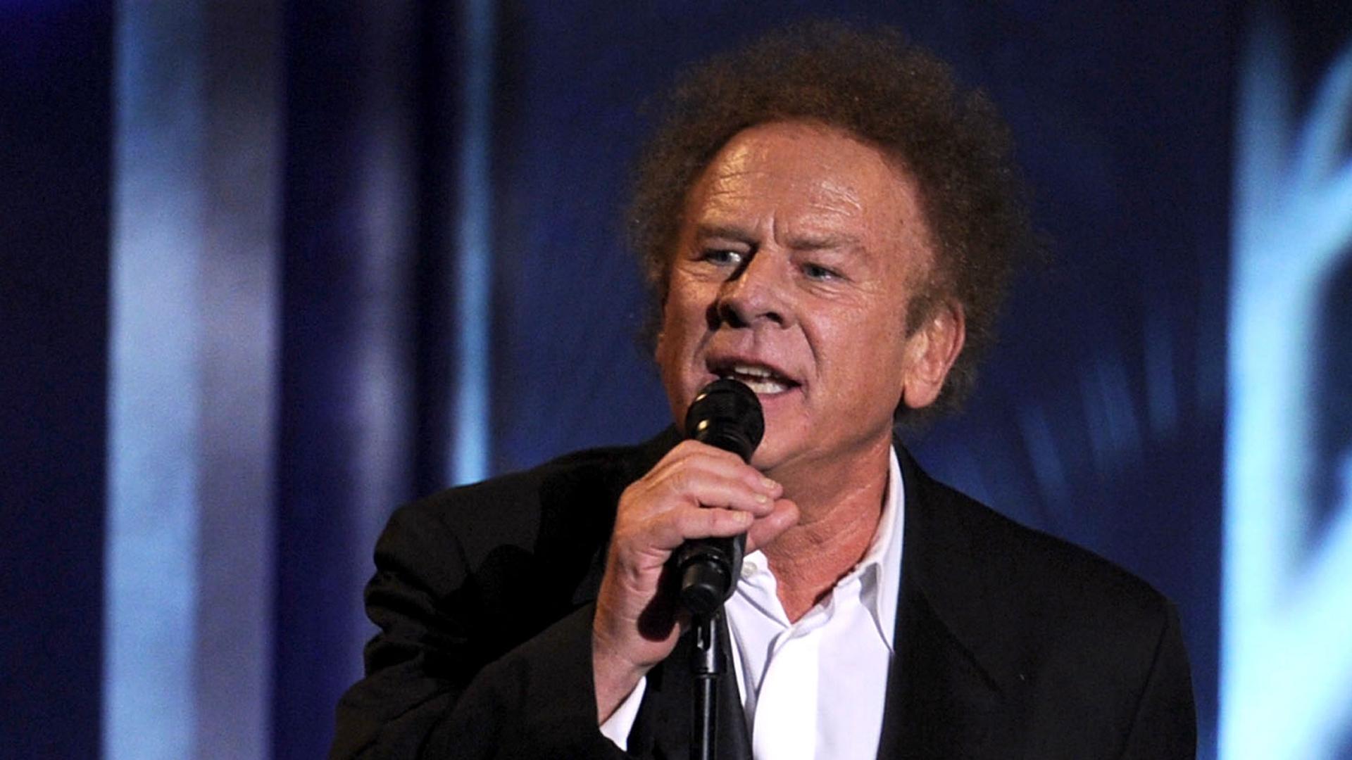 Art Garfunkel: My voice is 96 percent back