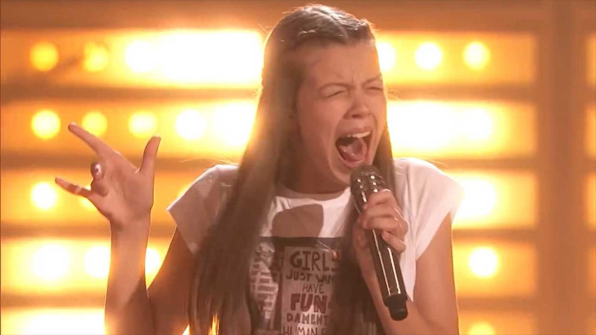 AGT': 14 Year Old Singer Courtney Hadwin Delivers Her Most Confident