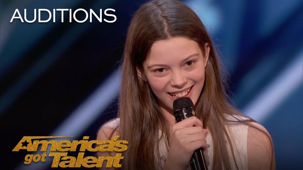 Who's Courtney Hadwin? Where's she from? How old is she?