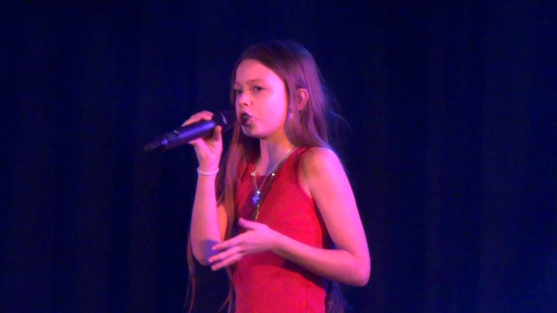 Courtney Hadwin YOU ARE J Christmas Showcase 2015