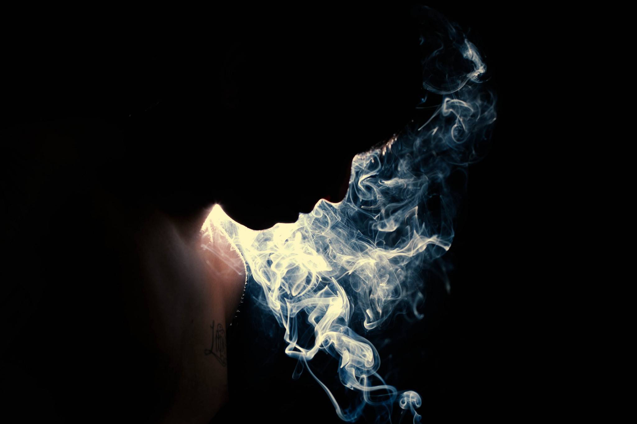 Smoking Boy Wallpaper HD